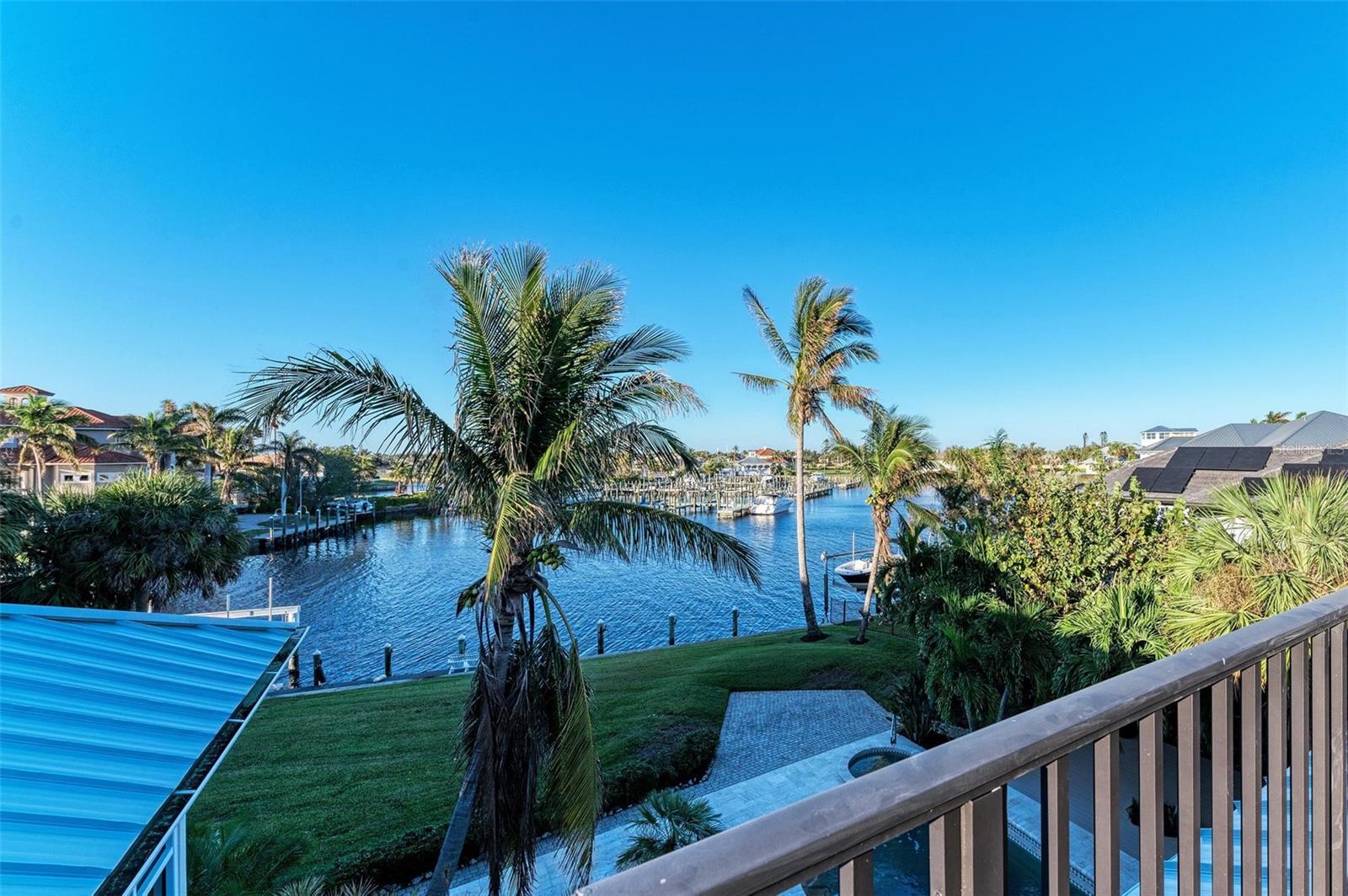 4511 GRASSY POINT BLVD