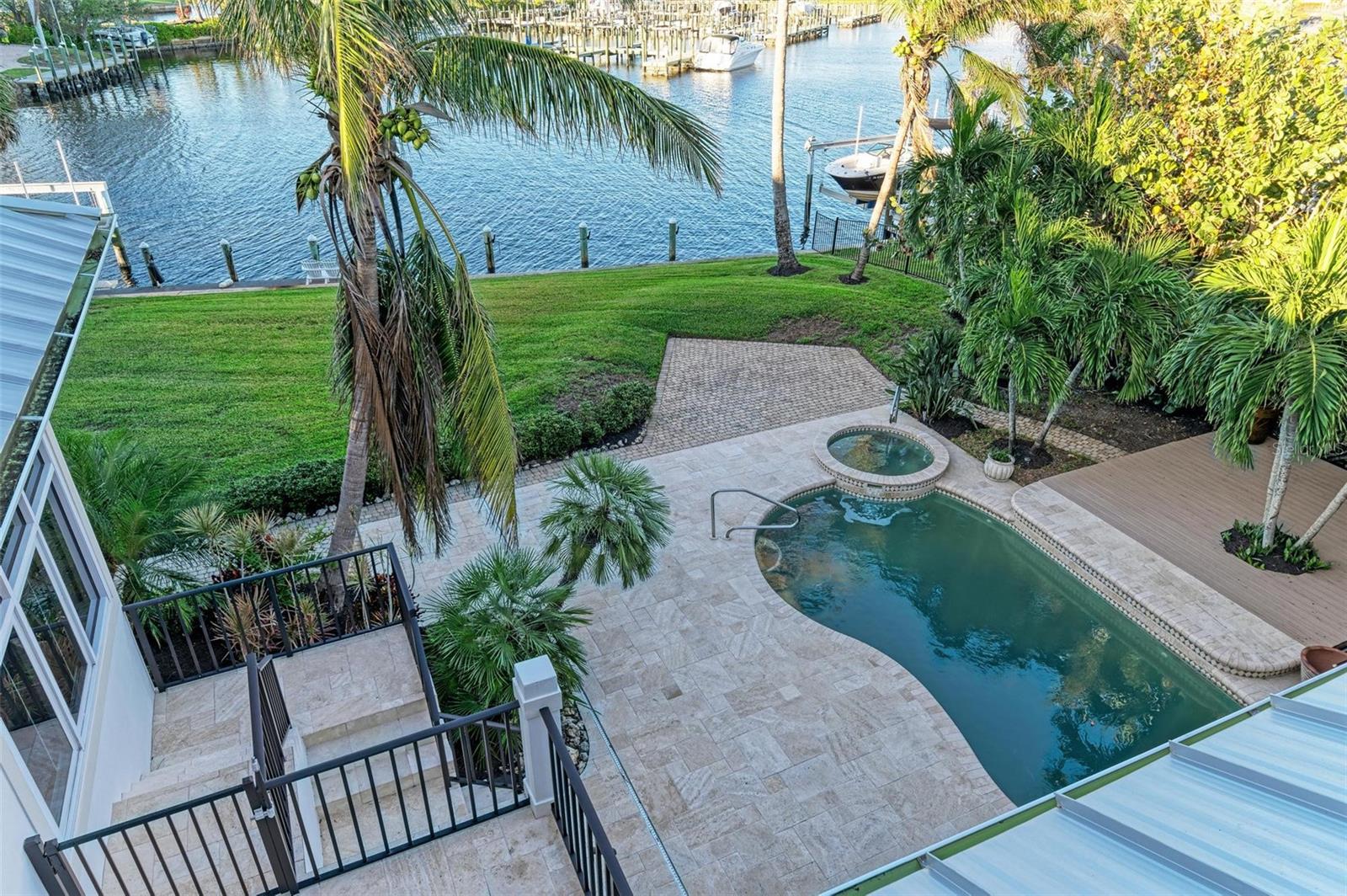 4511 GRASSY POINT BLVD