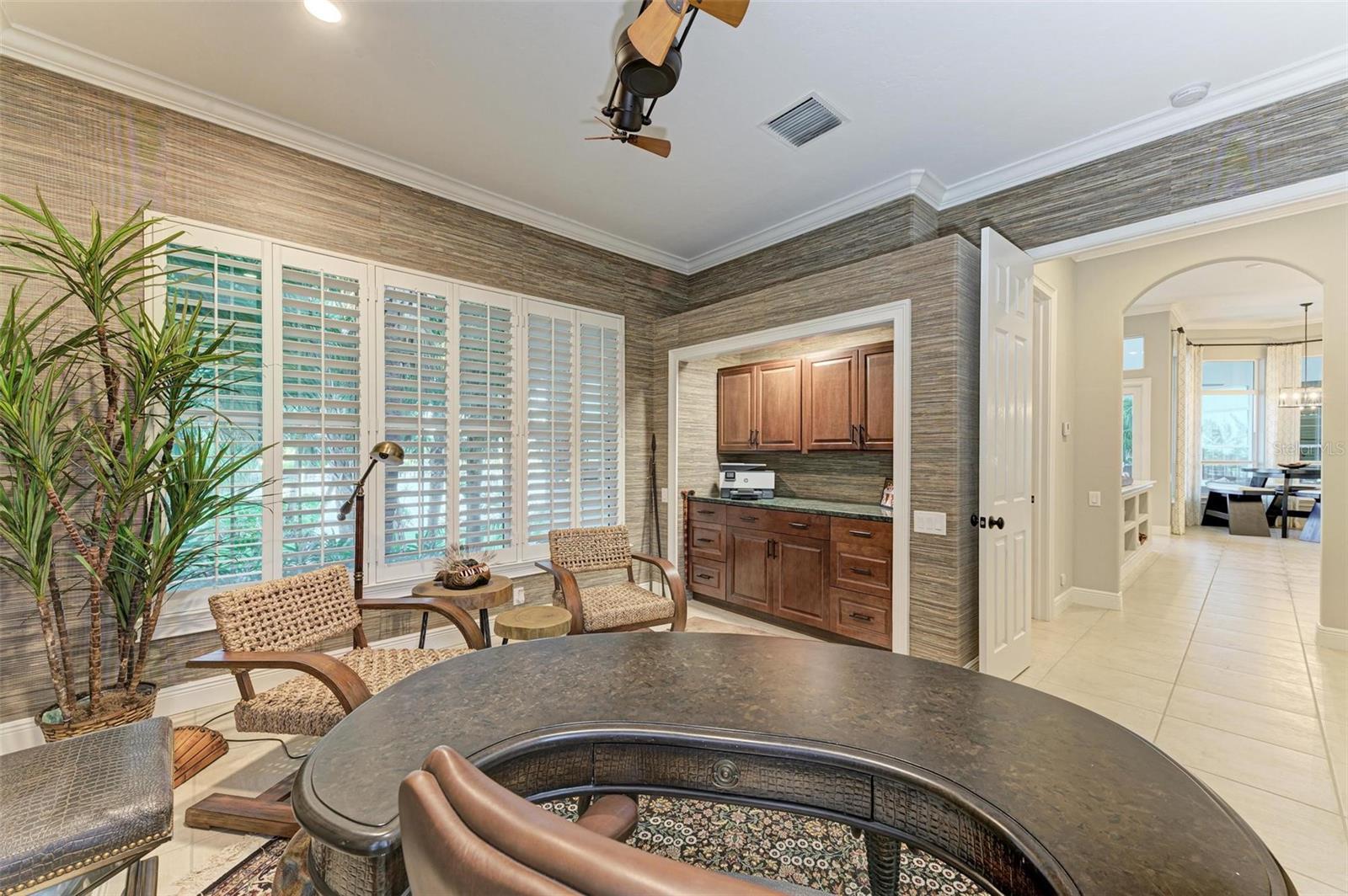 4511 GRASSY POINT BLVD