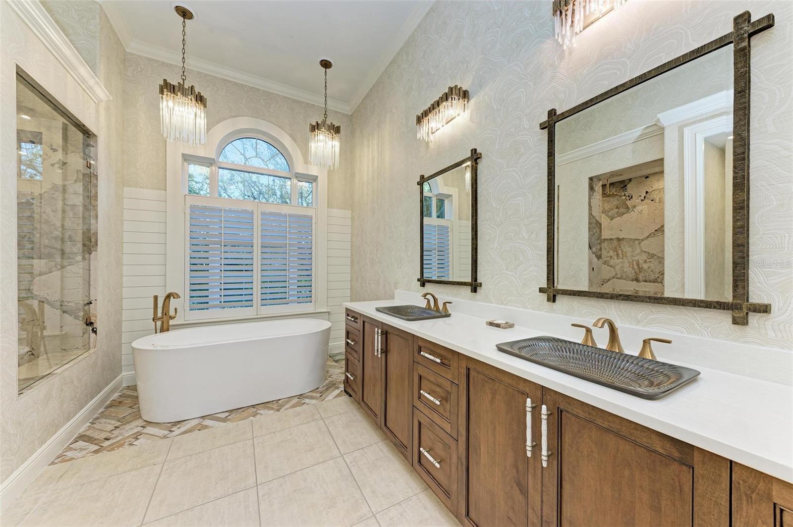 4511 GRASSY POINT BLVD