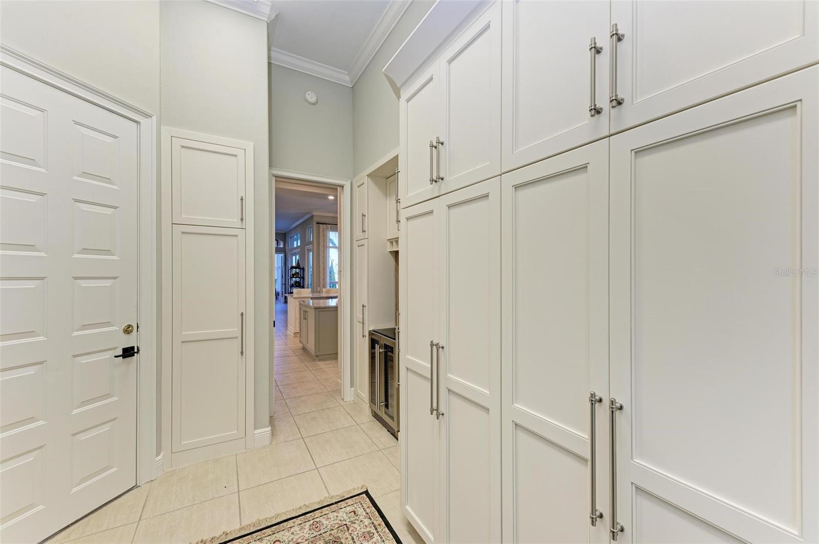 4511 GRASSY POINT BLVD