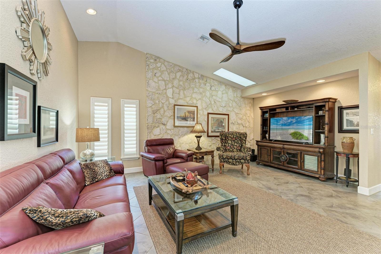 3819 TURTLE DOVE BLVD