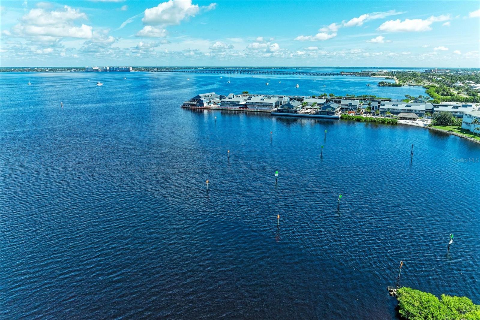 1425 PARK BEACH CIR #149