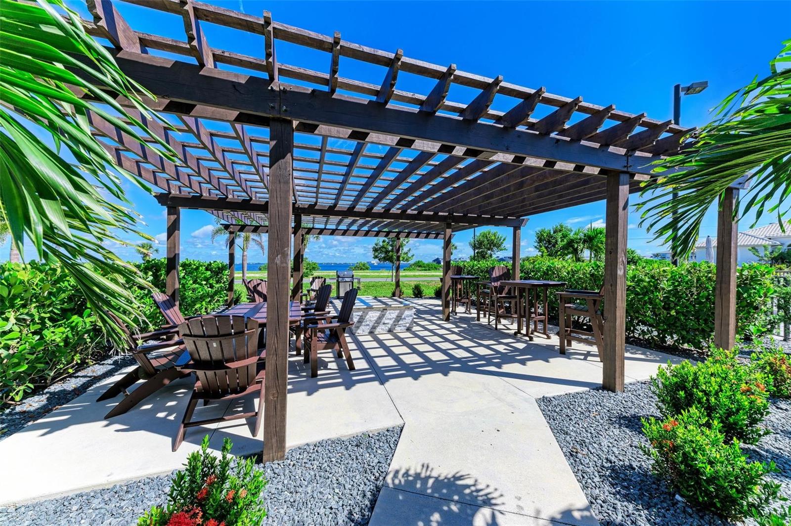 1425 PARK BEACH CIR #149