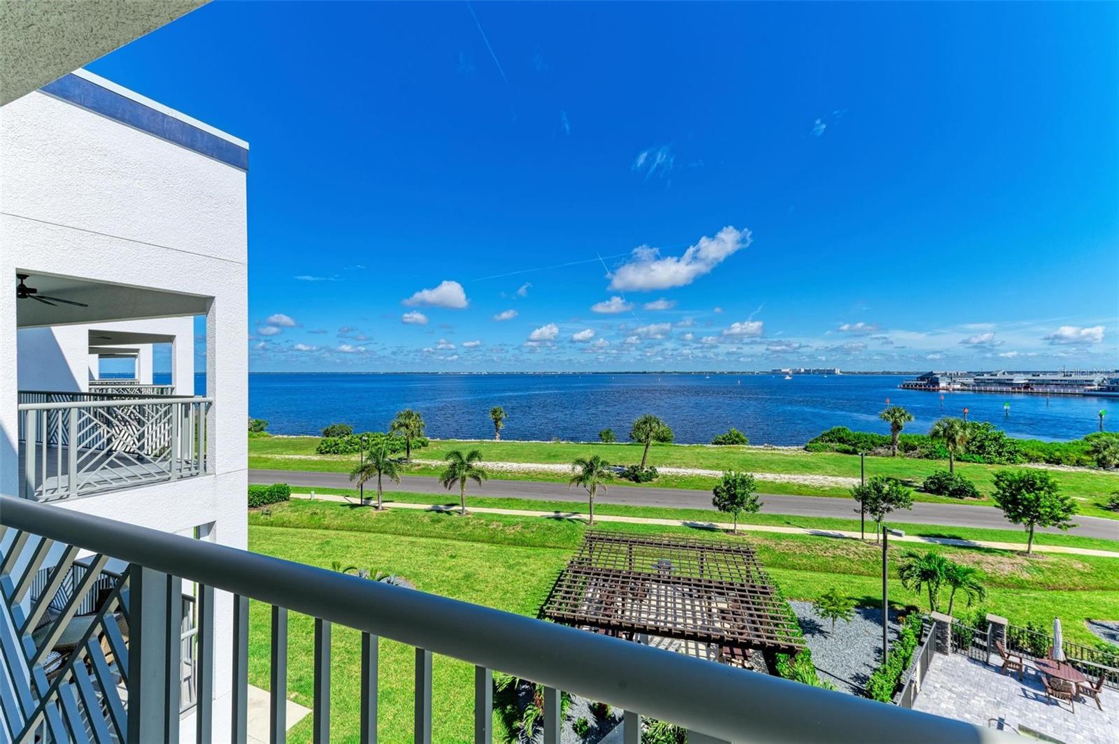 1425 PARK BEACH CIR #149