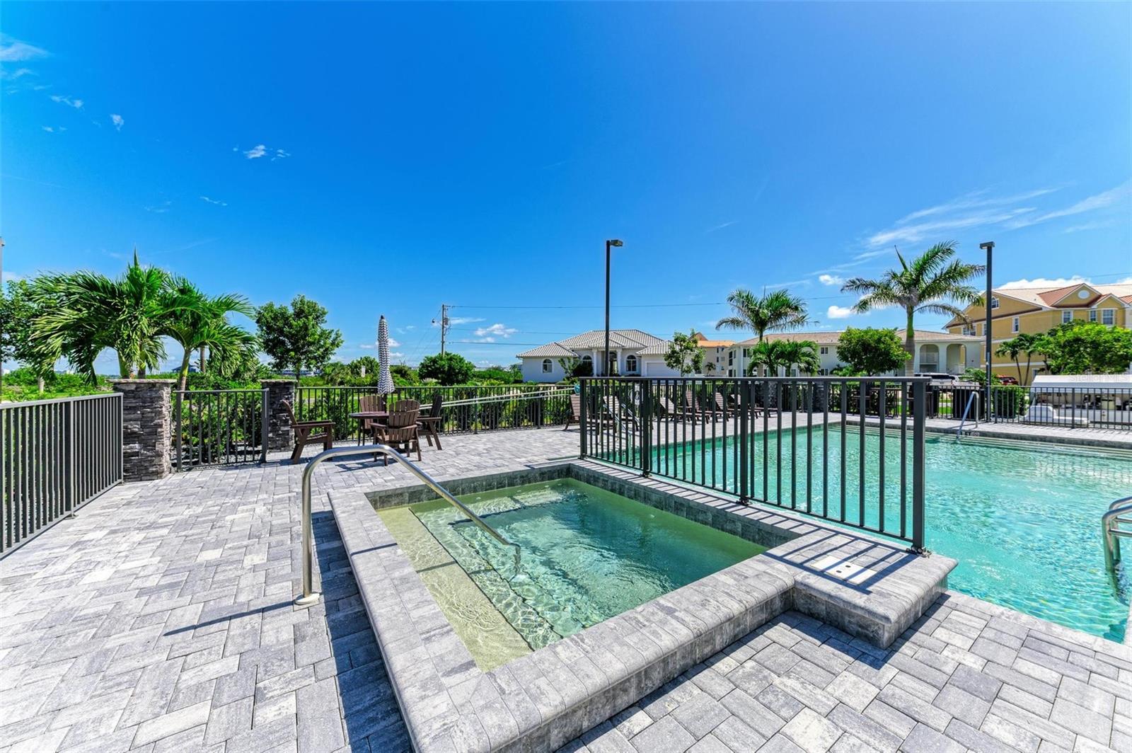 1425 PARK BEACH CIR #149