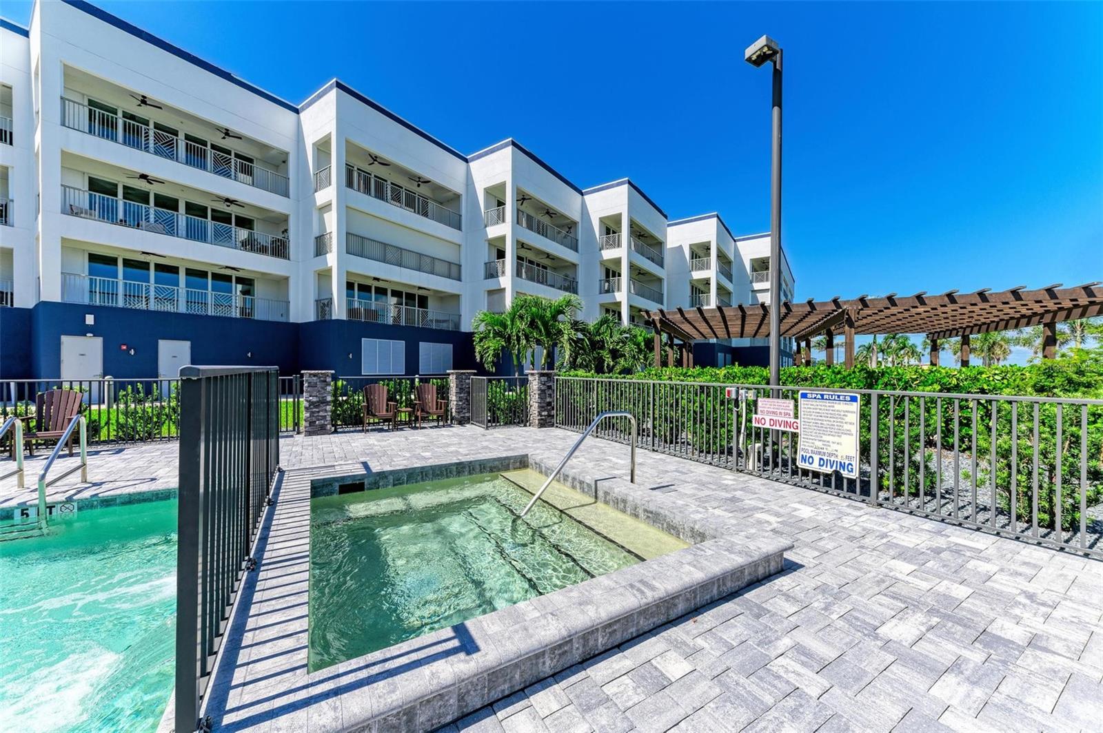 1425 PARK BEACH CIR #149