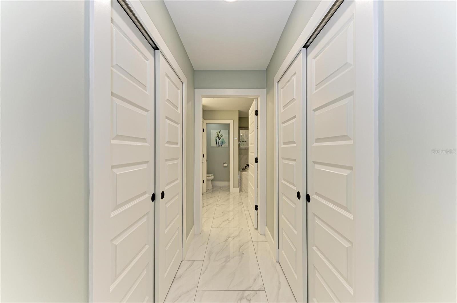 1425 PARK BEACH CIR #149