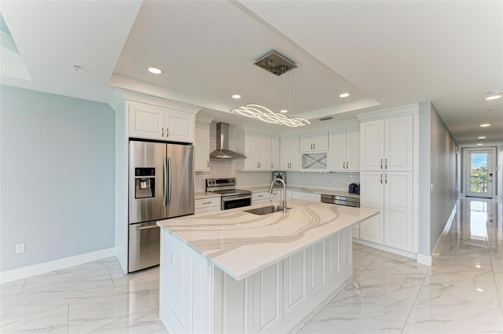 1425 PARK BEACH CIR #149