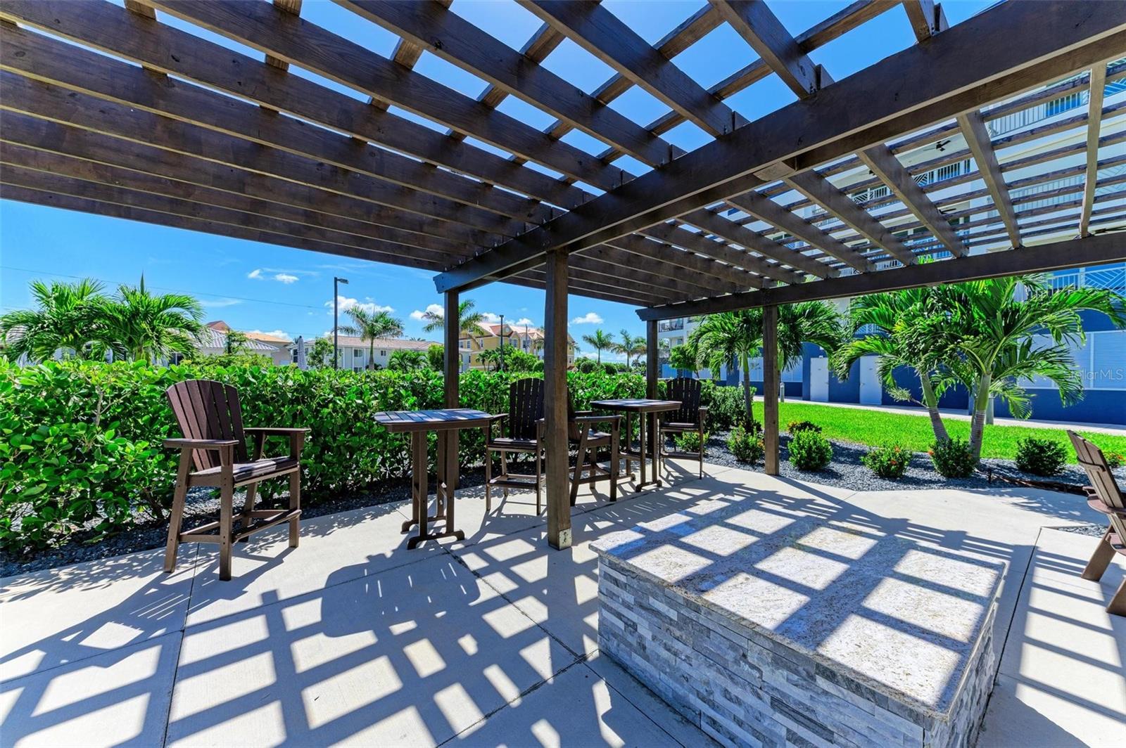 1425 PARK BEACH CIR #149