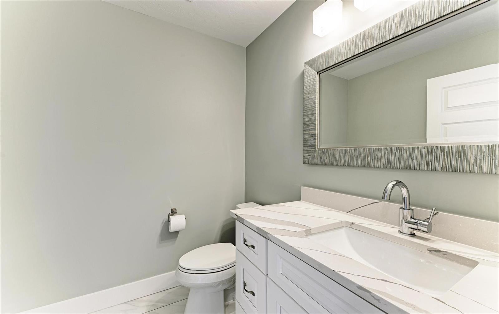 1425 PARK BEACH CIR #149