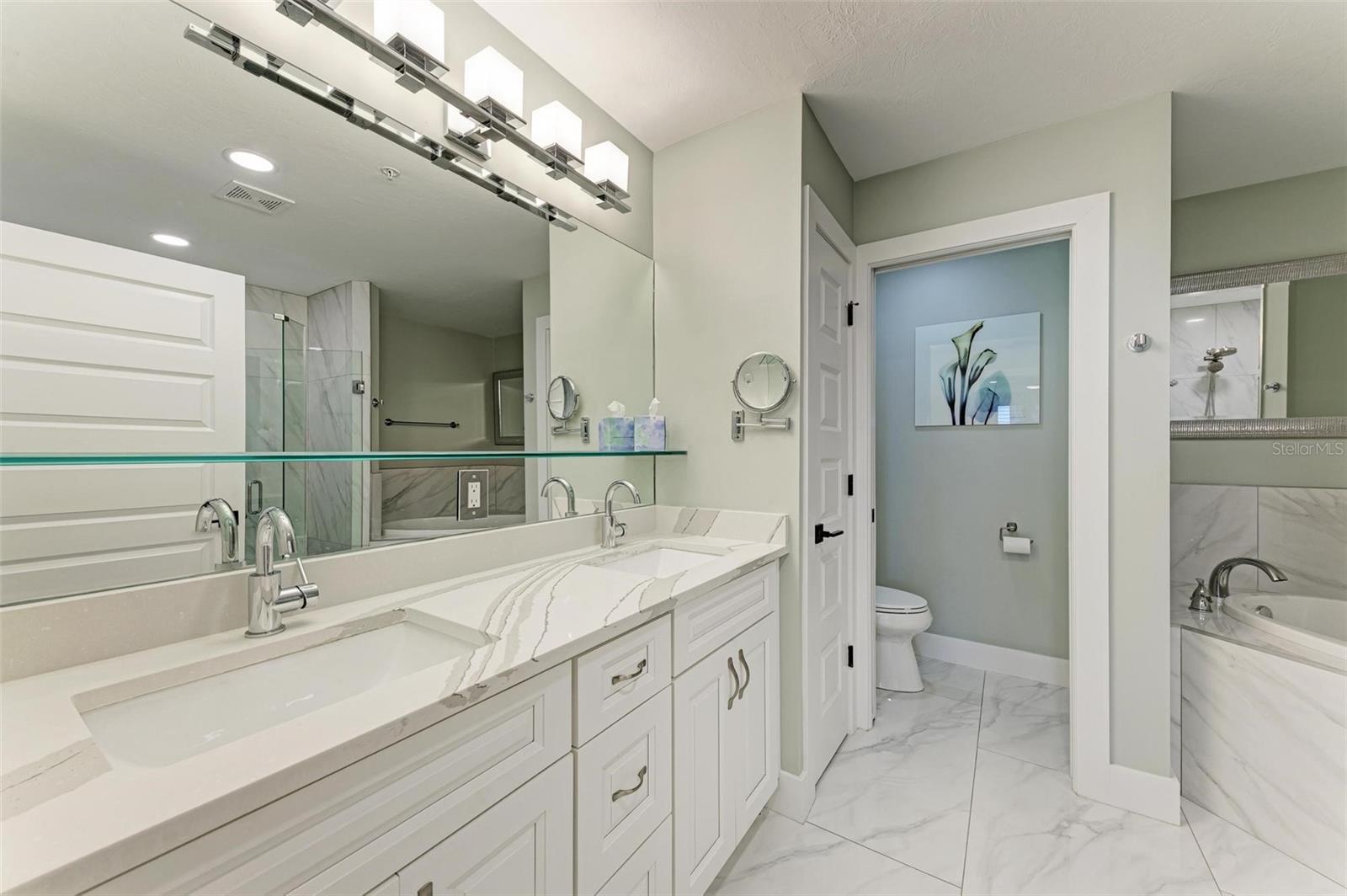 1425 PARK BEACH CIR #149