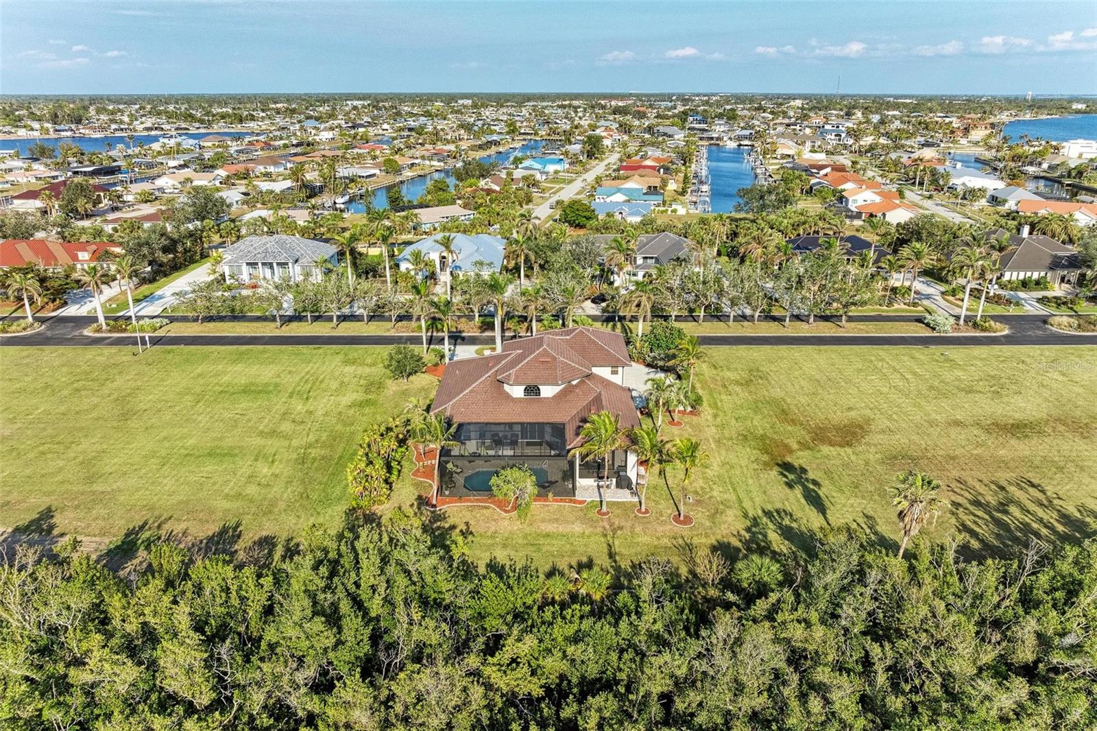 21391 HARBORSIDE BLVD