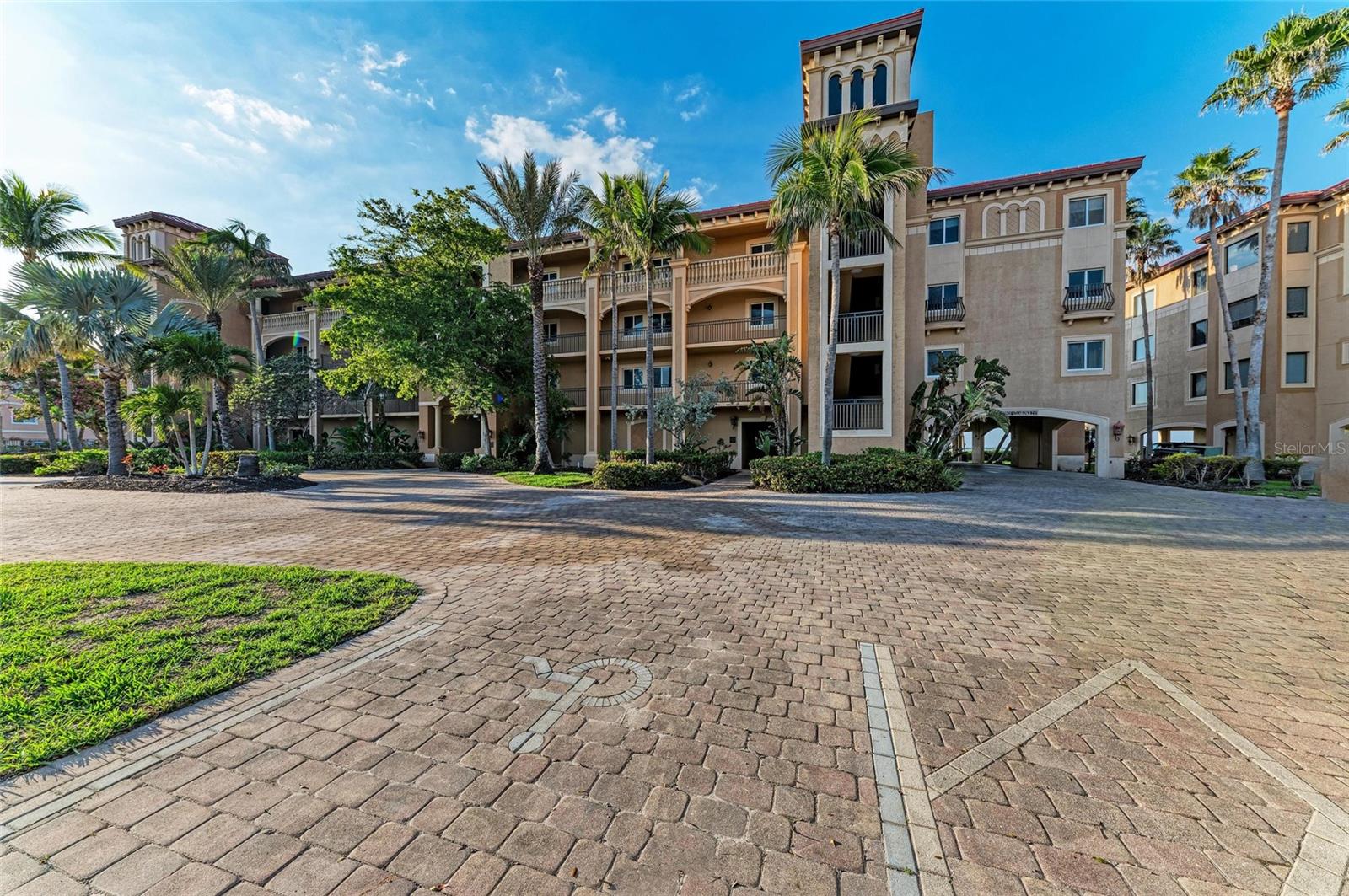 93 VIVANTE BLVD #9336