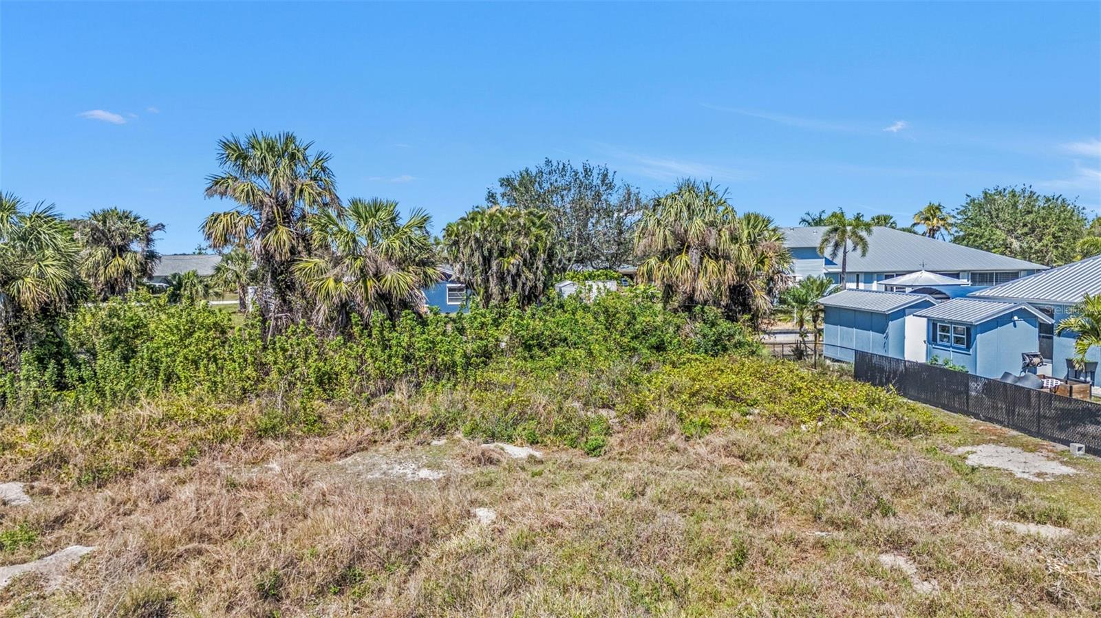 2061 PALM HARBOR TER