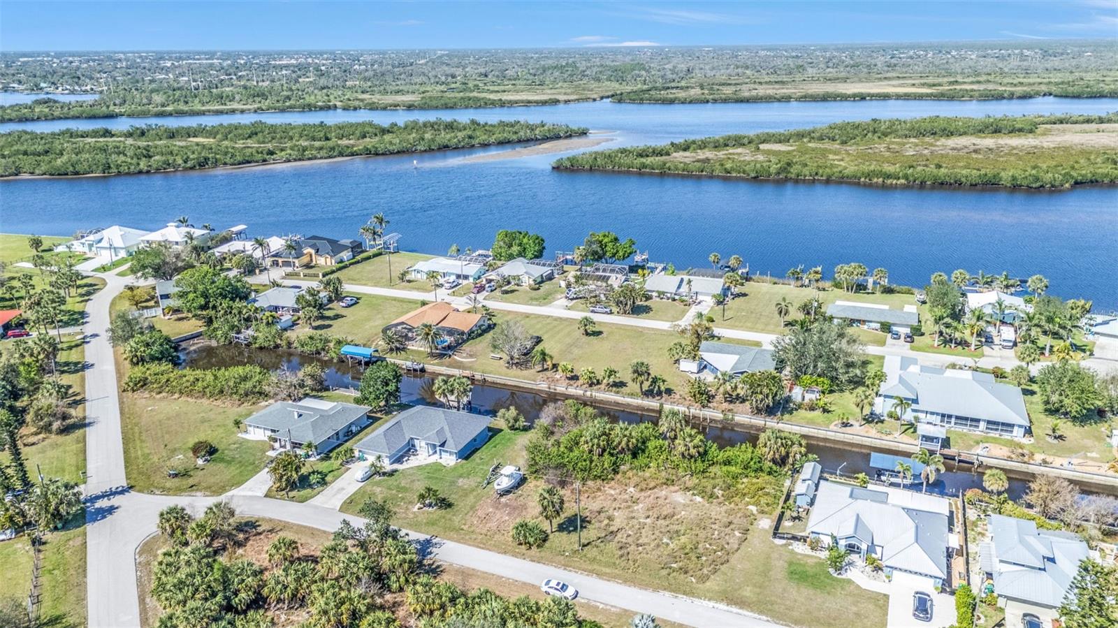 2061 PALM HARBOR TER