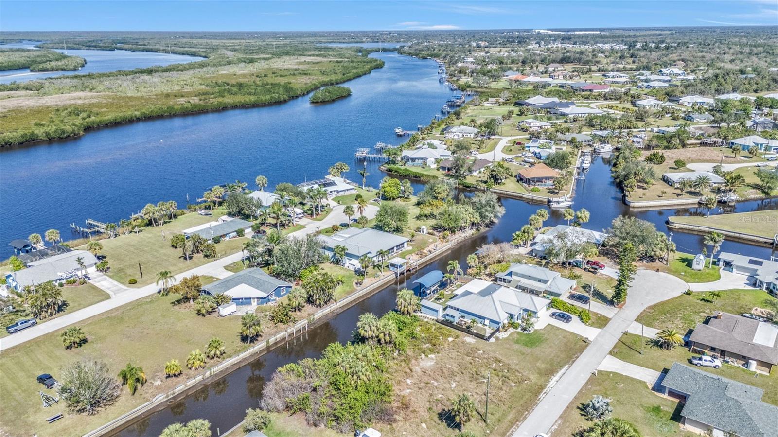 2061 PALM HARBOR TER