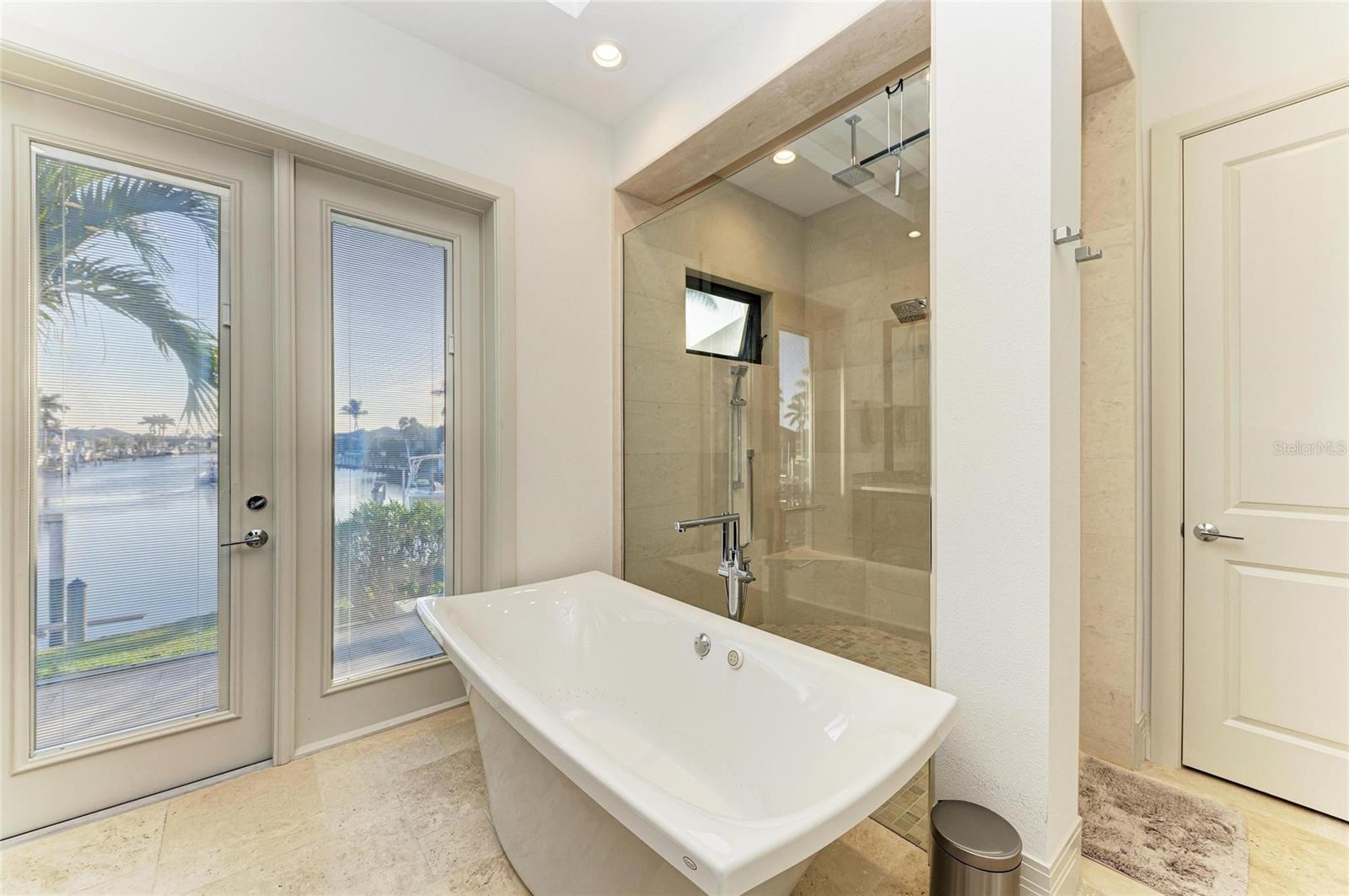 4050 LA COSTA ISLAND CT