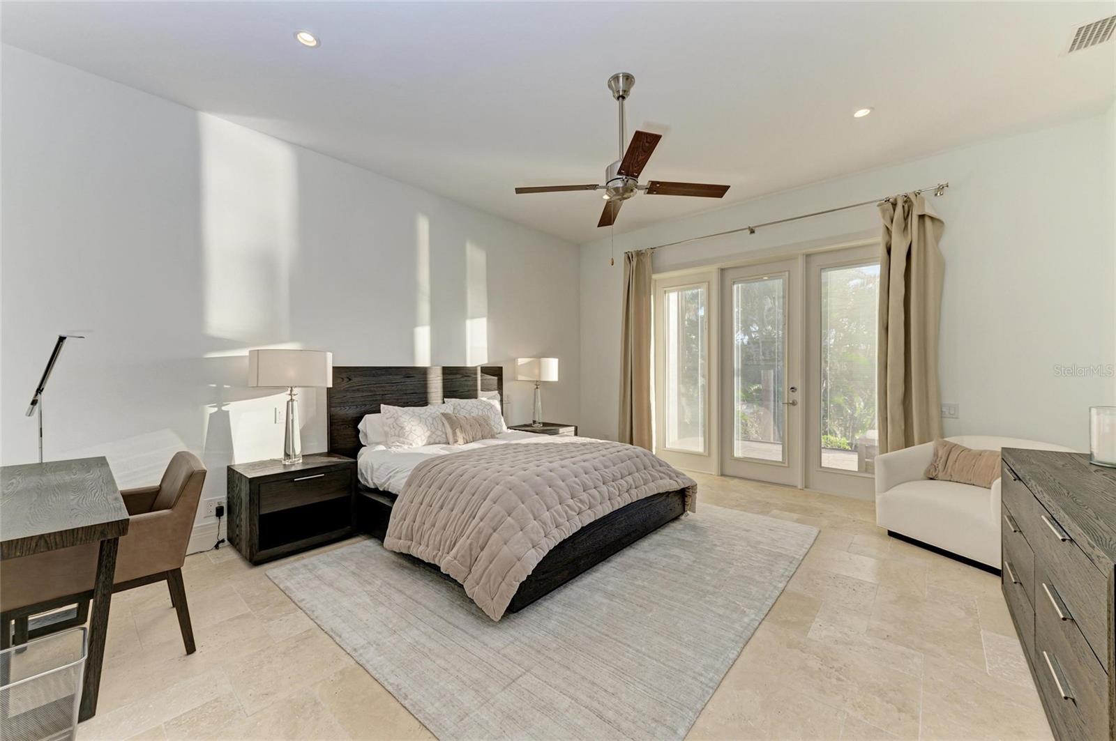 4050 LA COSTA ISLAND CT