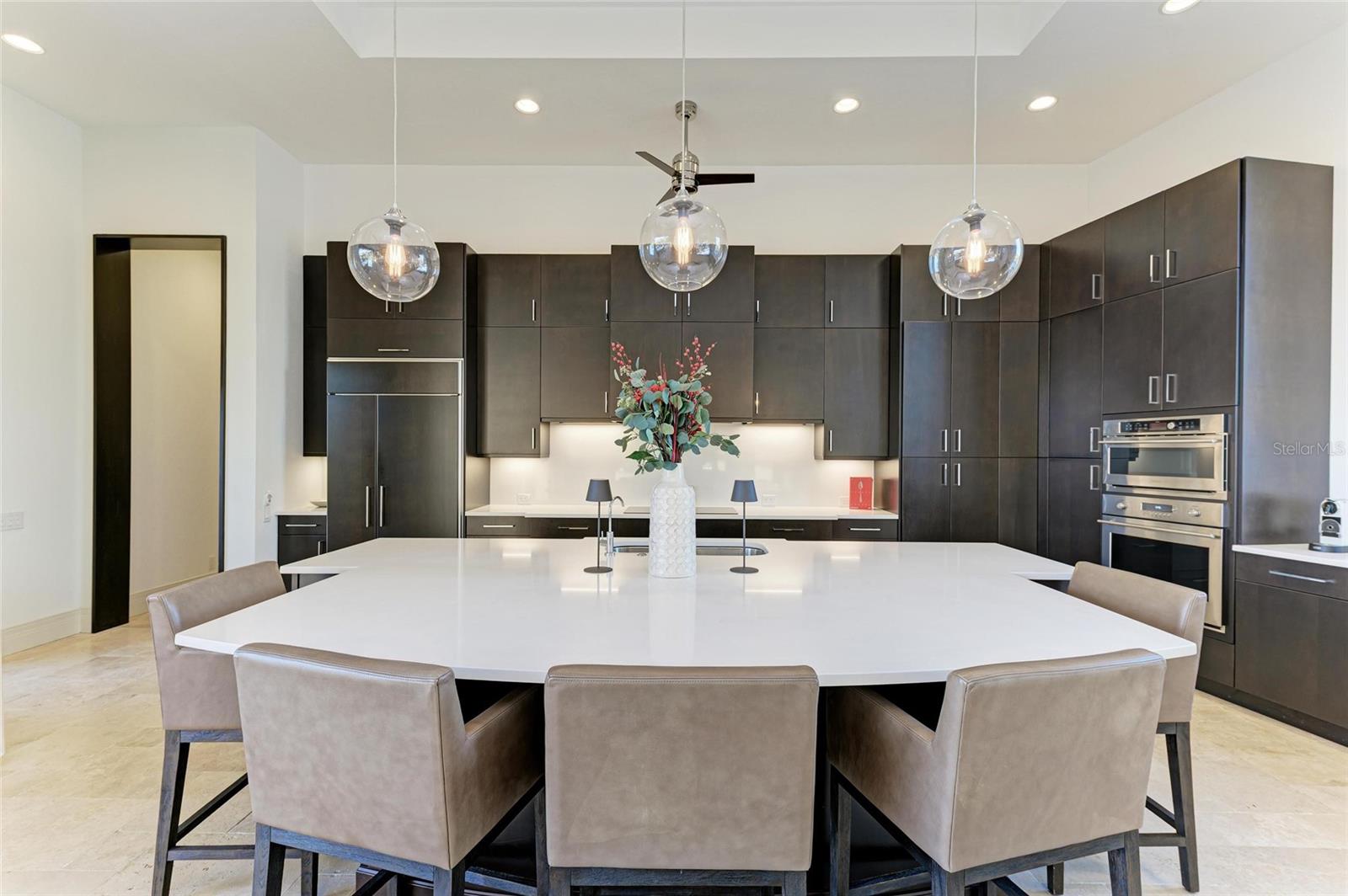 4050 LA COSTA ISLAND CT