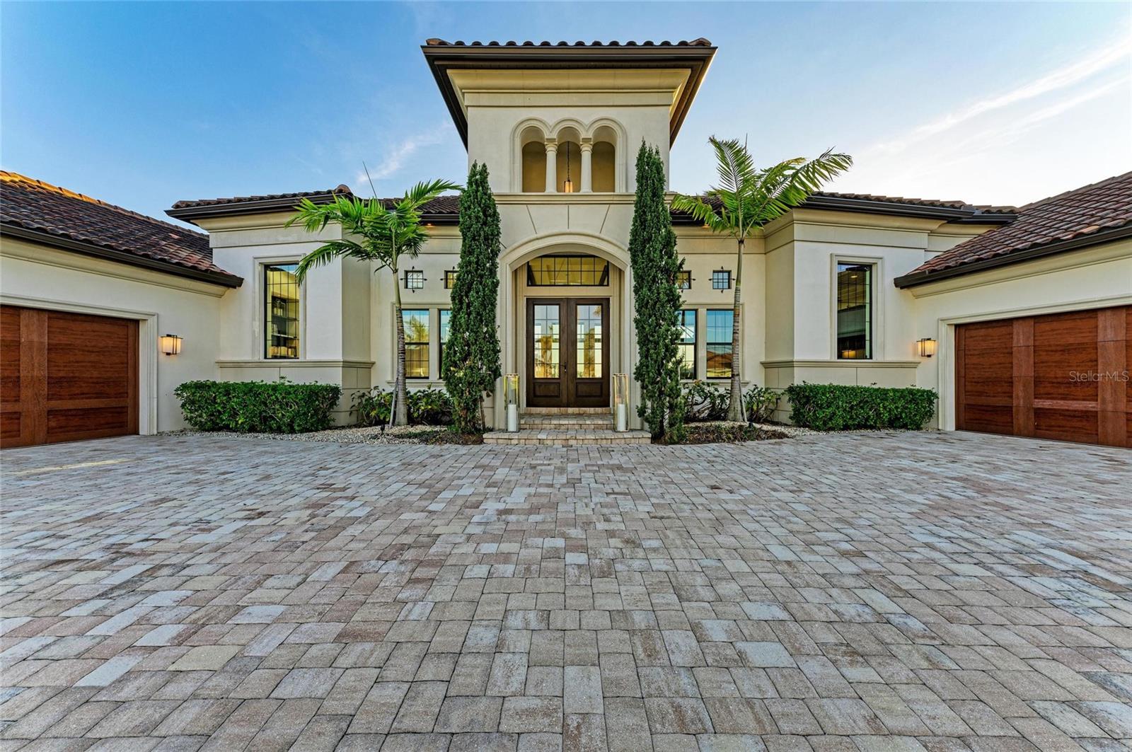 4050 LA COSTA ISLAND CT