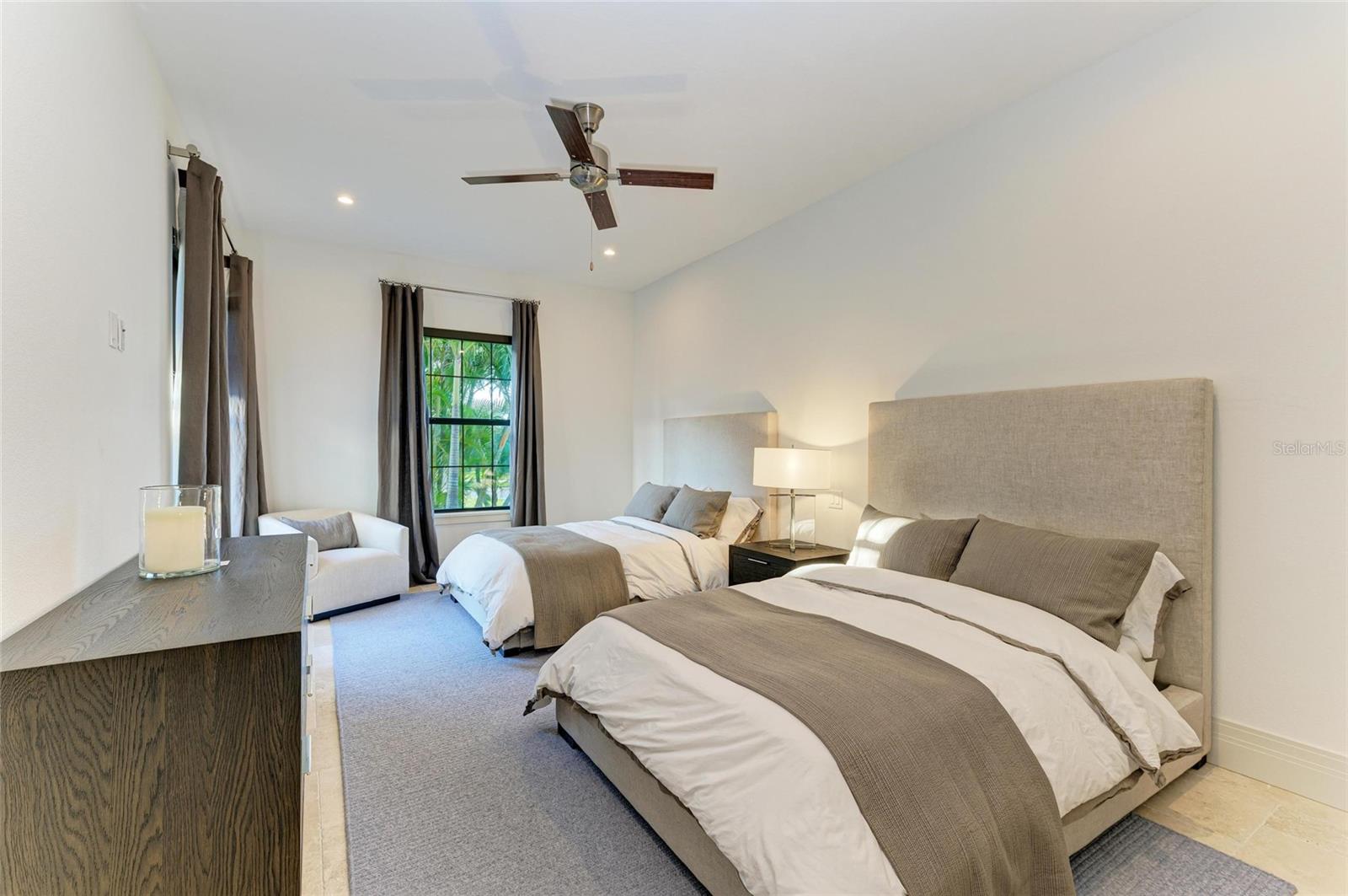 4050 LA COSTA ISLAND CT