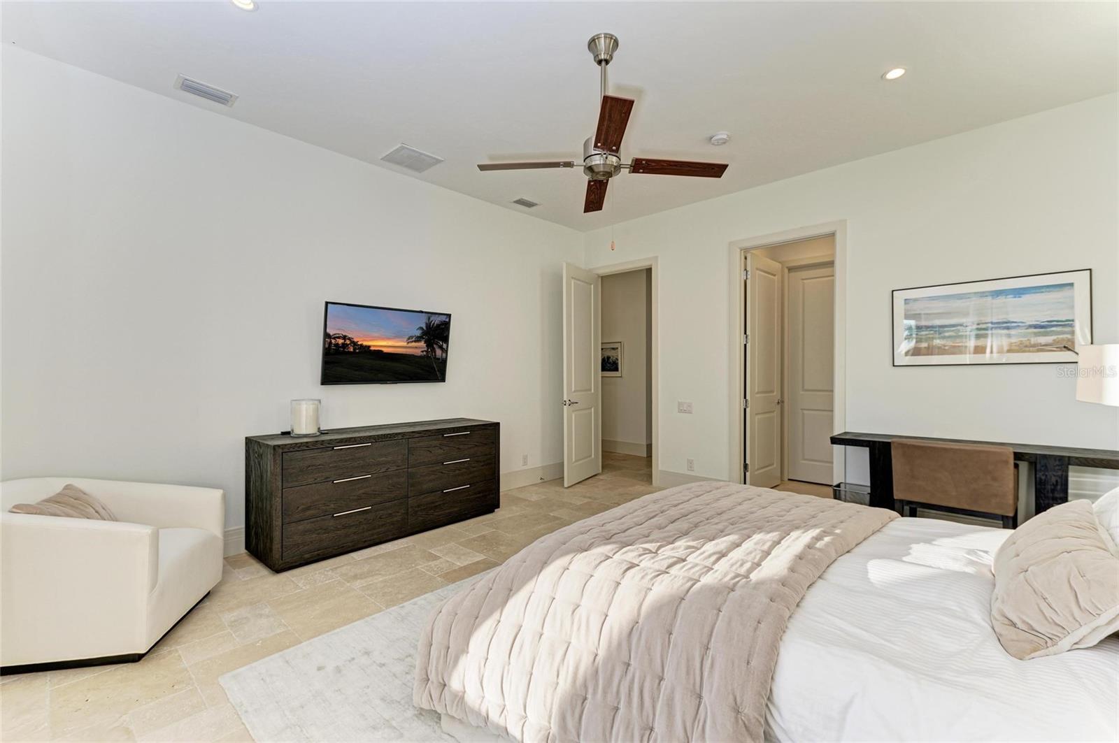 4050 LA COSTA ISLAND CT