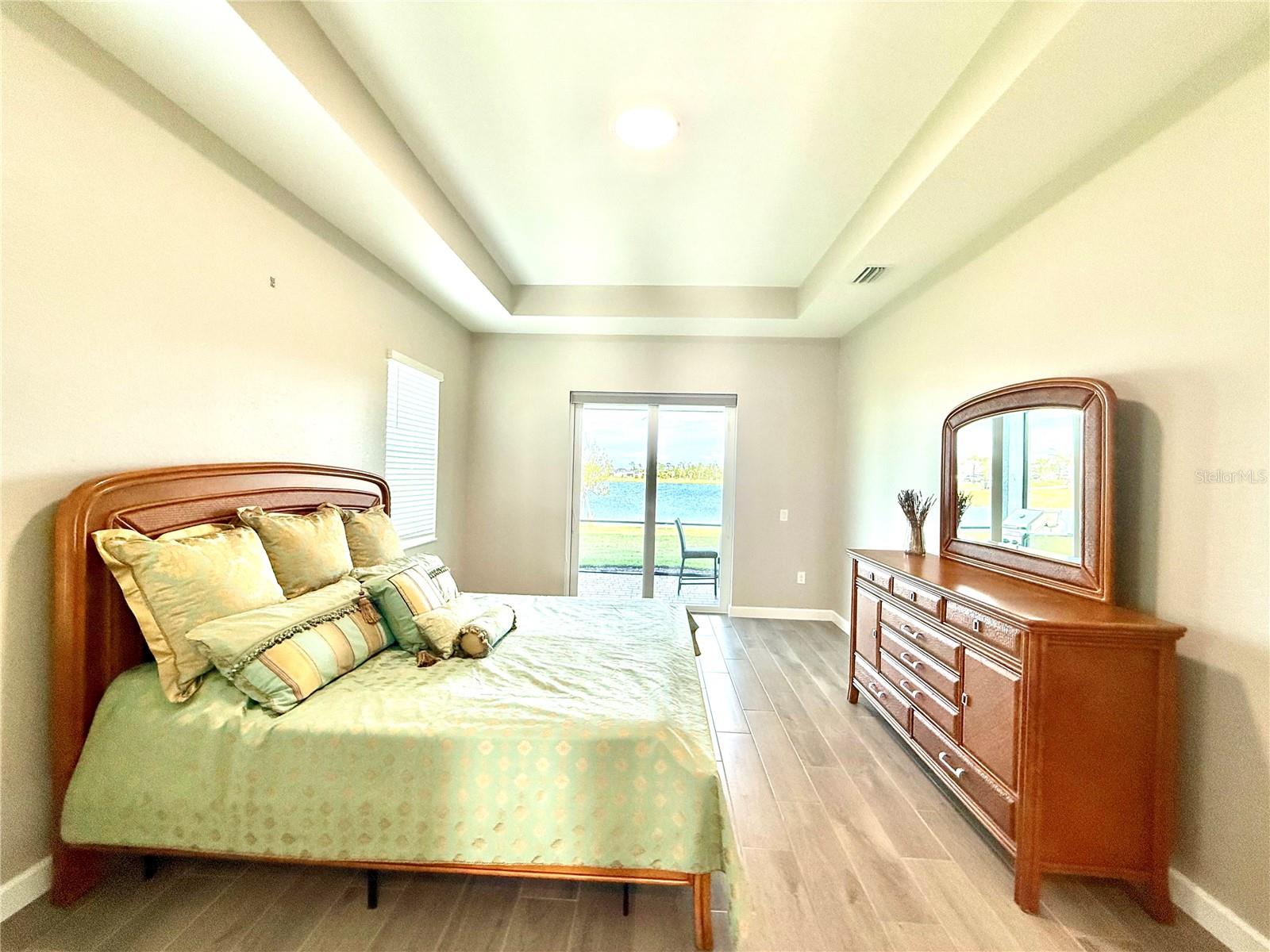 15155 SCARLET OAK CT