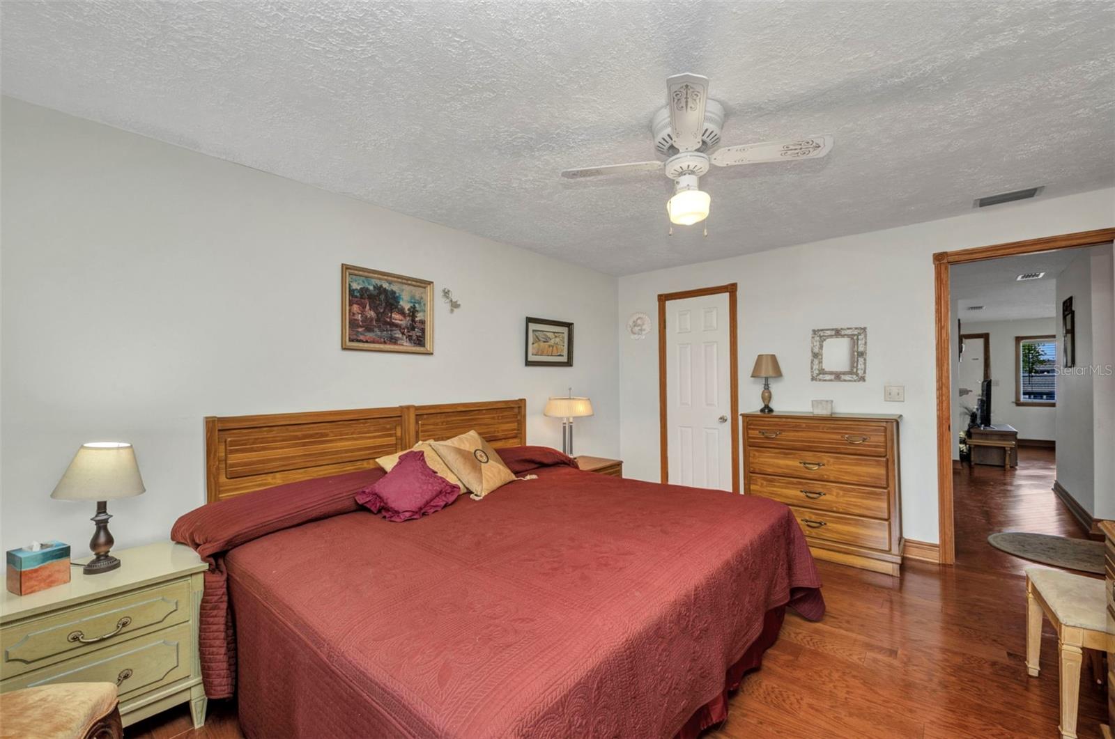 22375 EDGEWATER DR #255