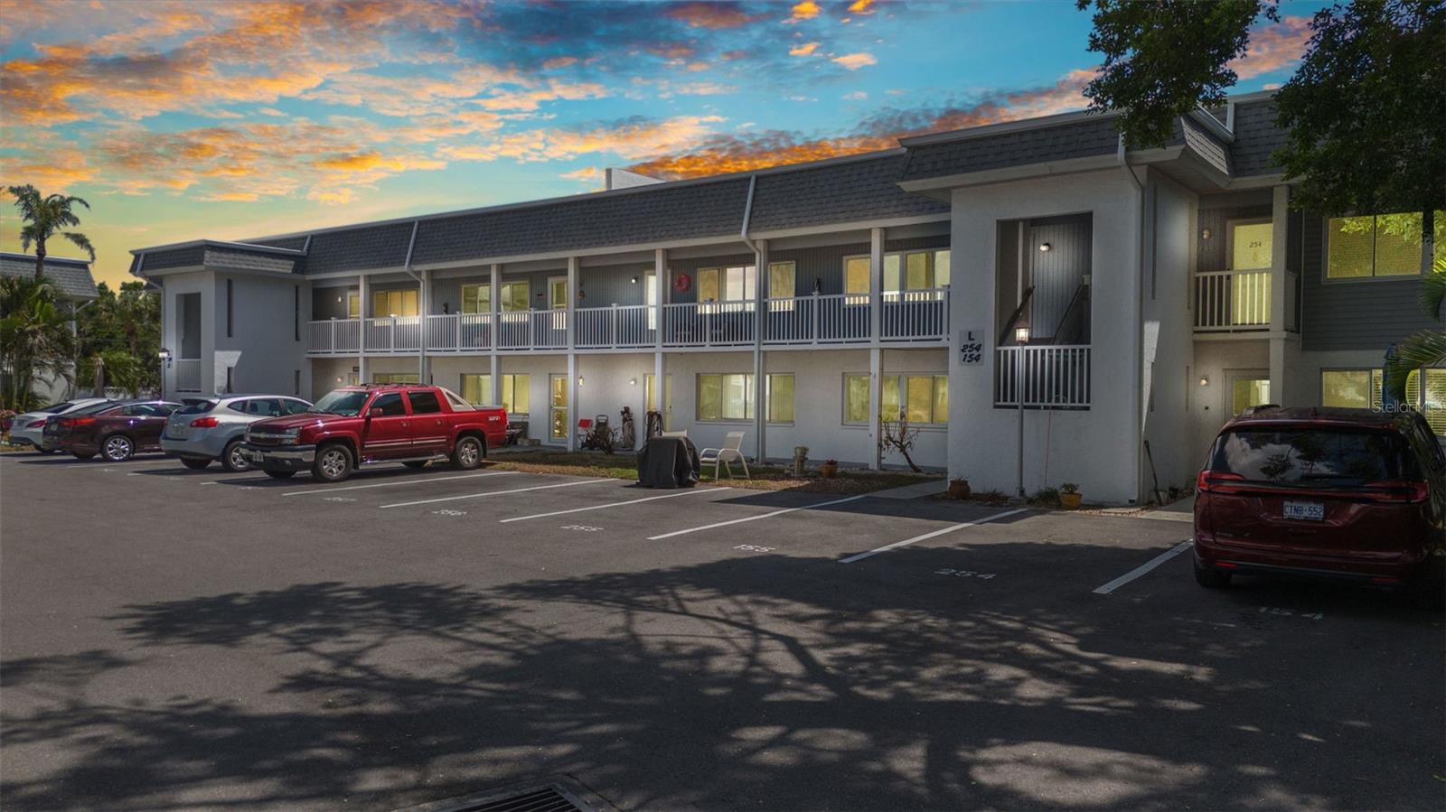 22375 EDGEWATER DR #255