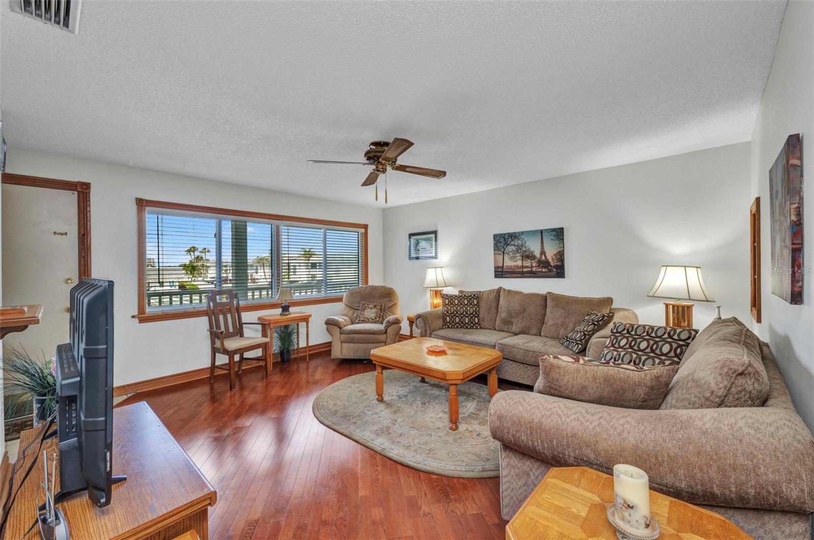 22375 EDGEWATER DR #255