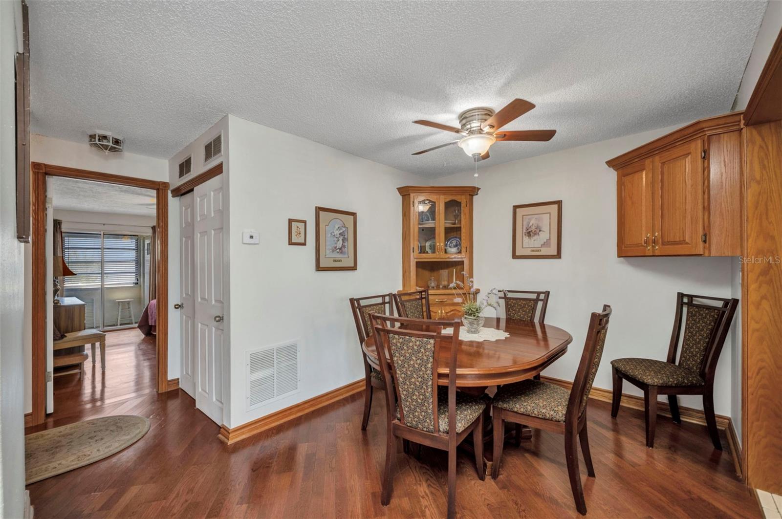 22375 EDGEWATER DR #255