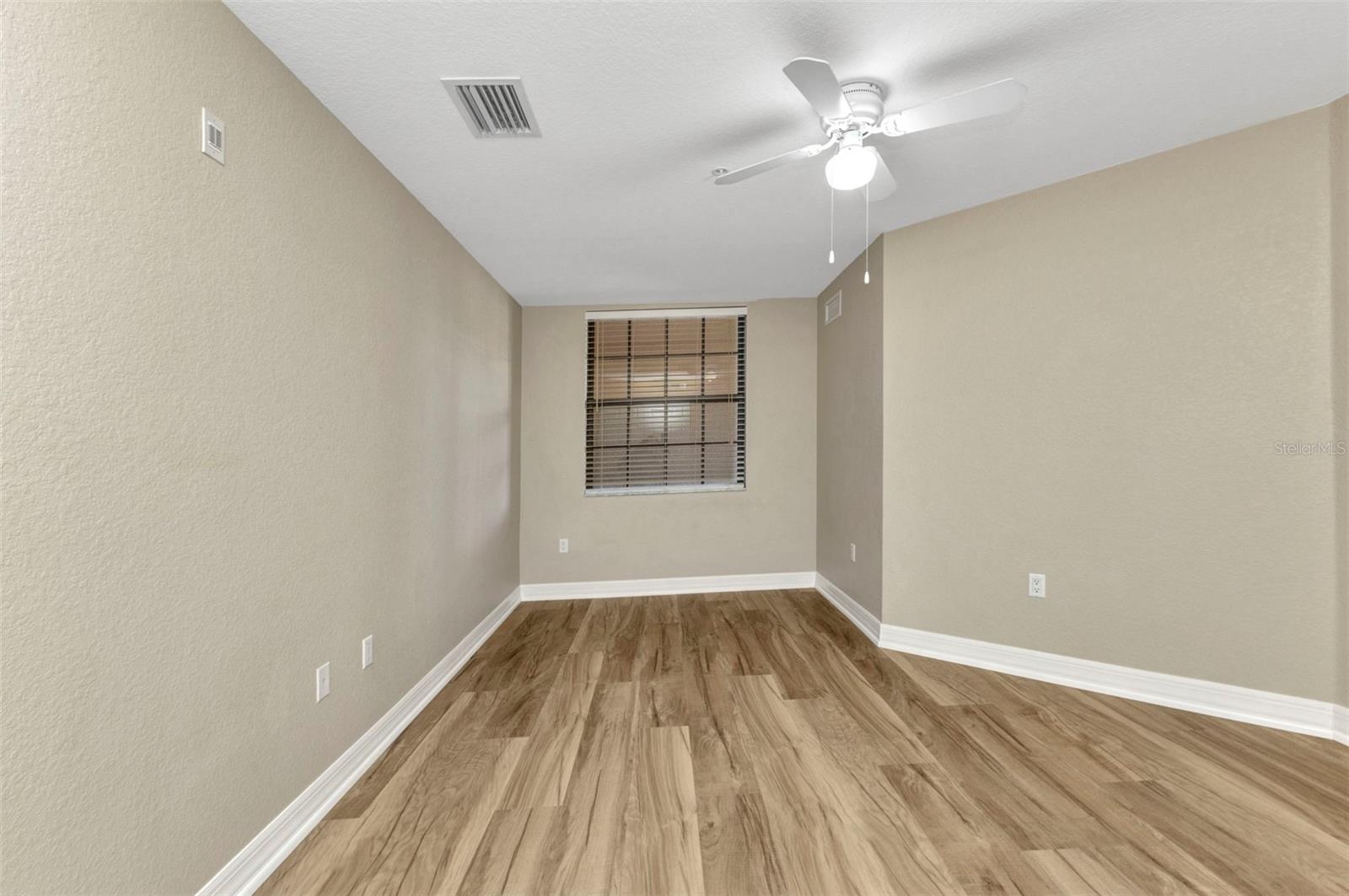 1349 AQUI ESTA DR #121