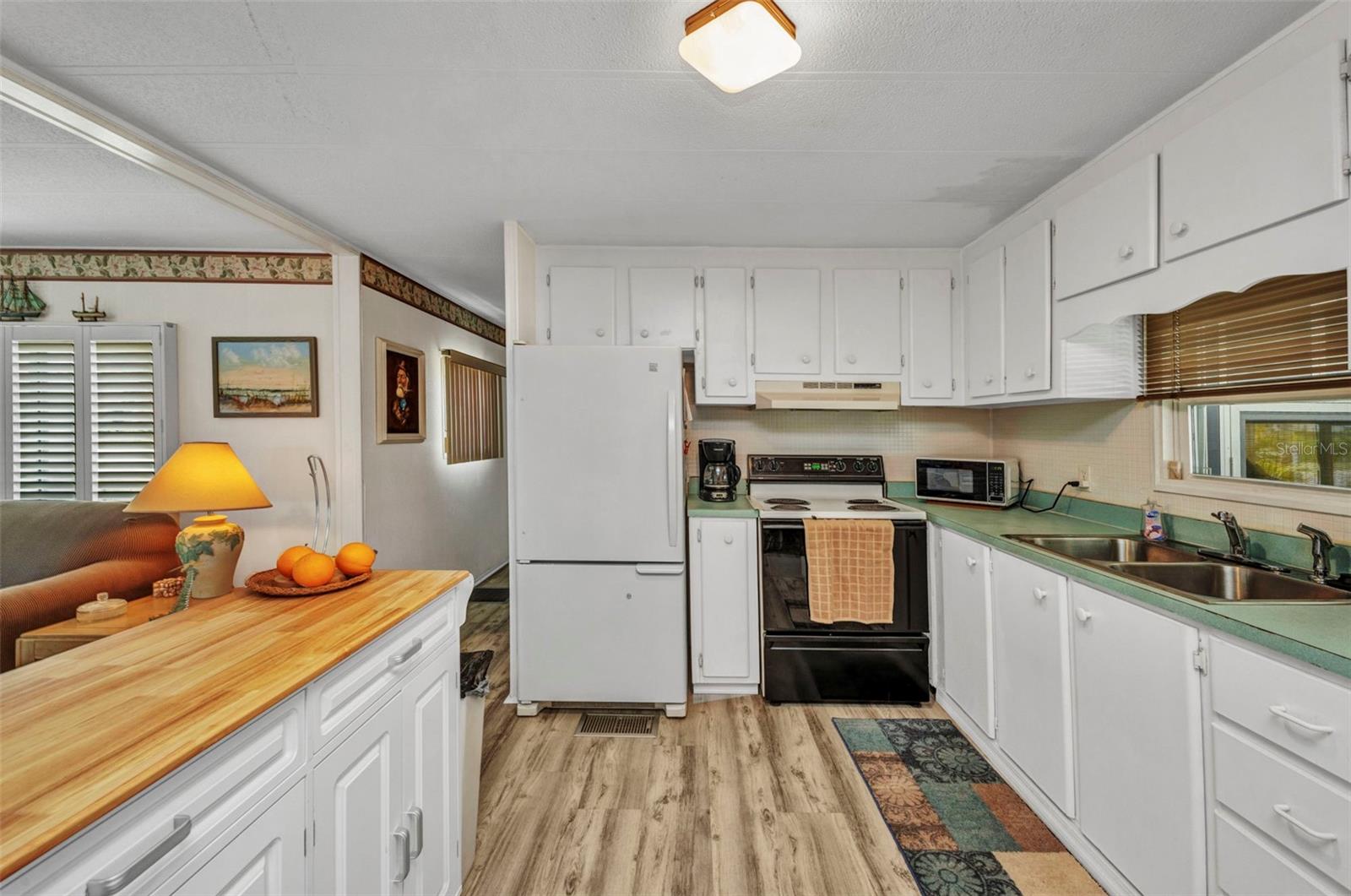 10100 BURNT STORE RD #26