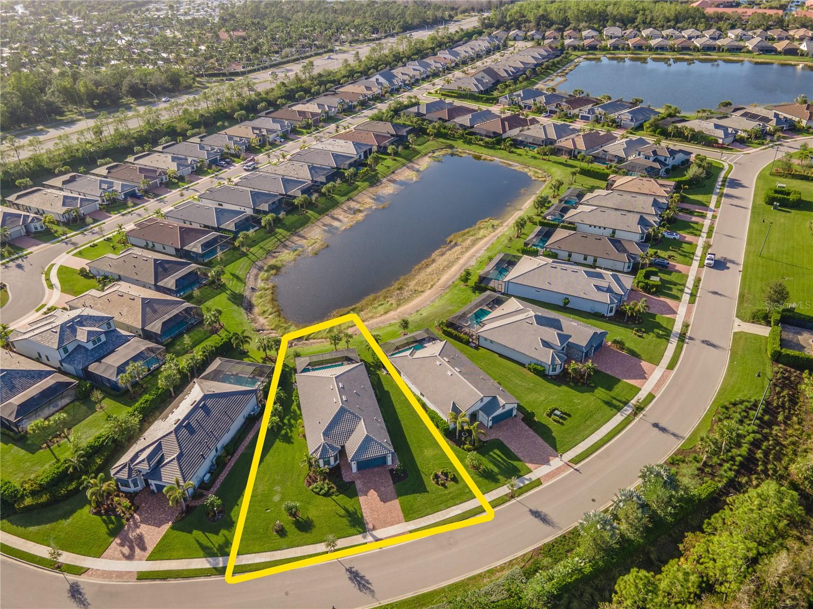 6763 WINDING CYPRESS DR