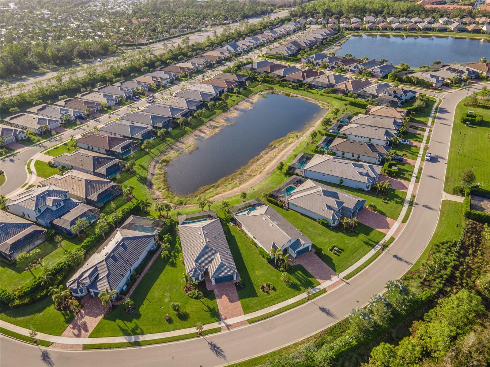 6763 WINDING CYPRESS DR