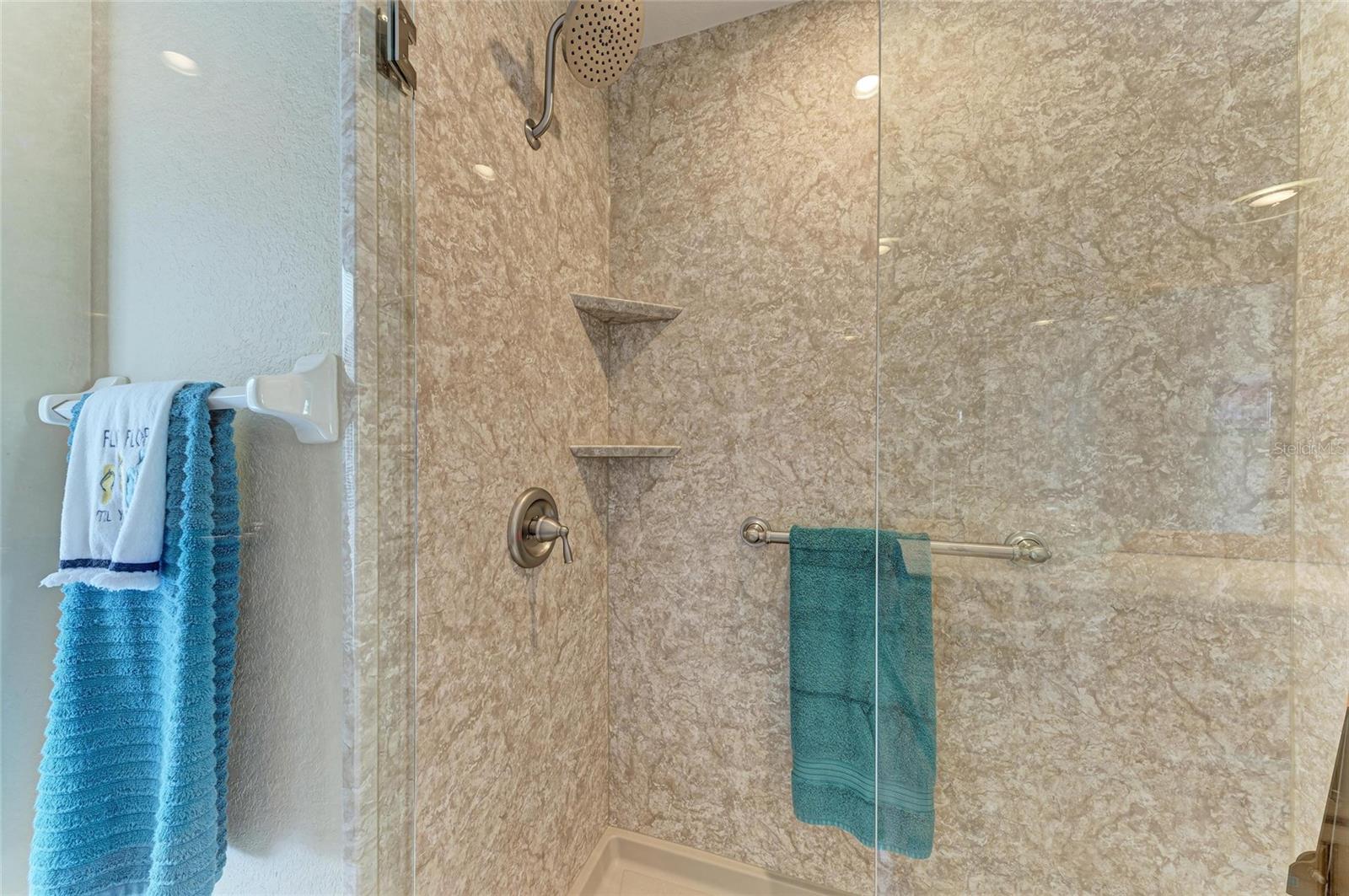 5010 LA COSTA ISLAND CT