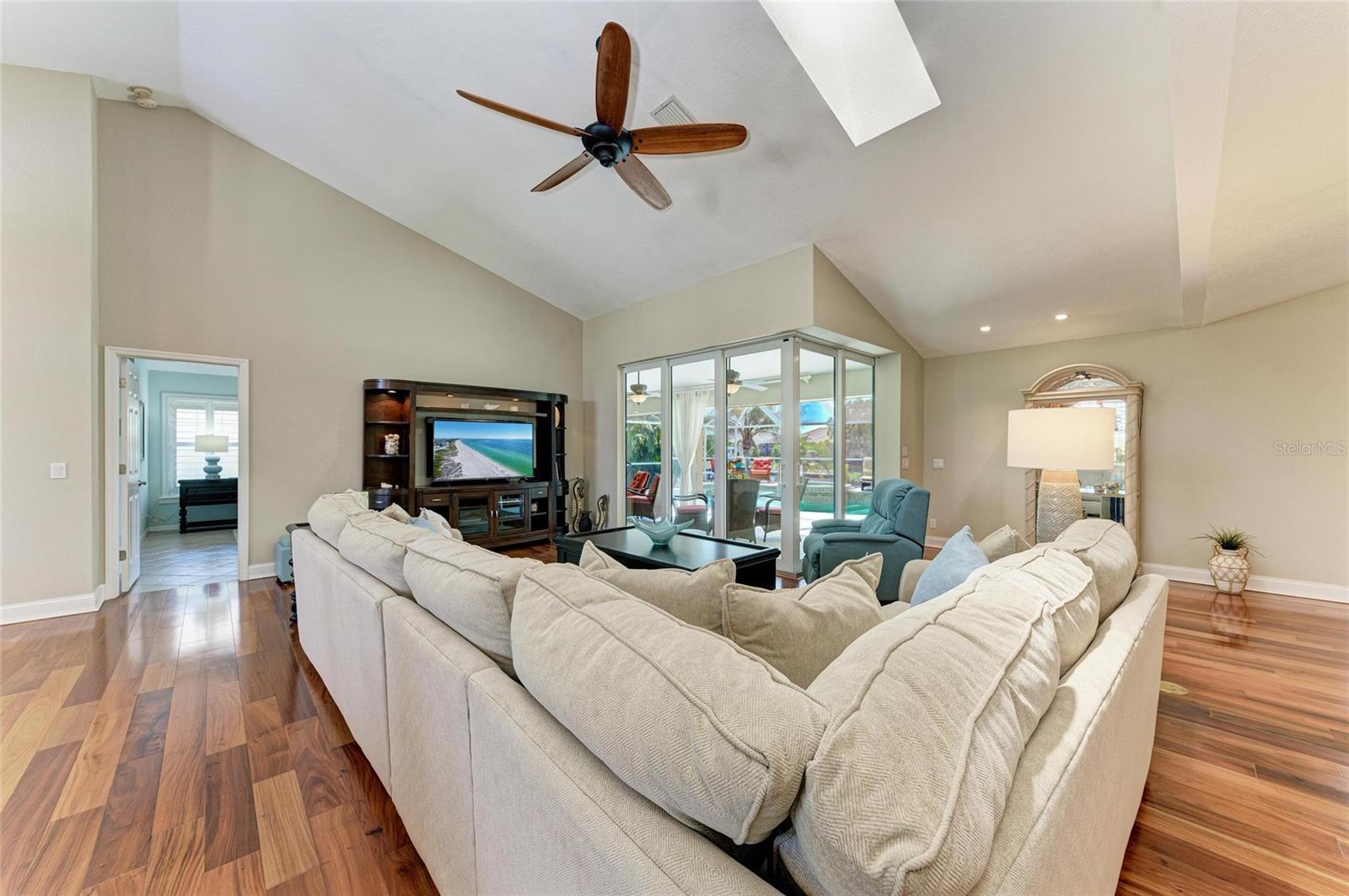 5010 LA COSTA ISLAND CT