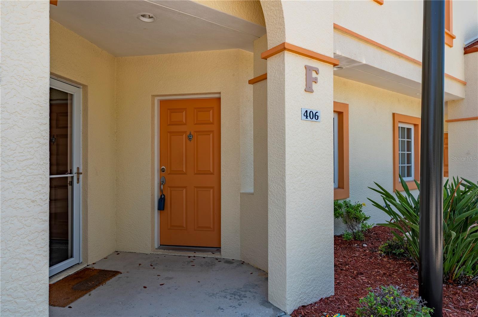 1236 RIO DE JANEIRO AVE #406