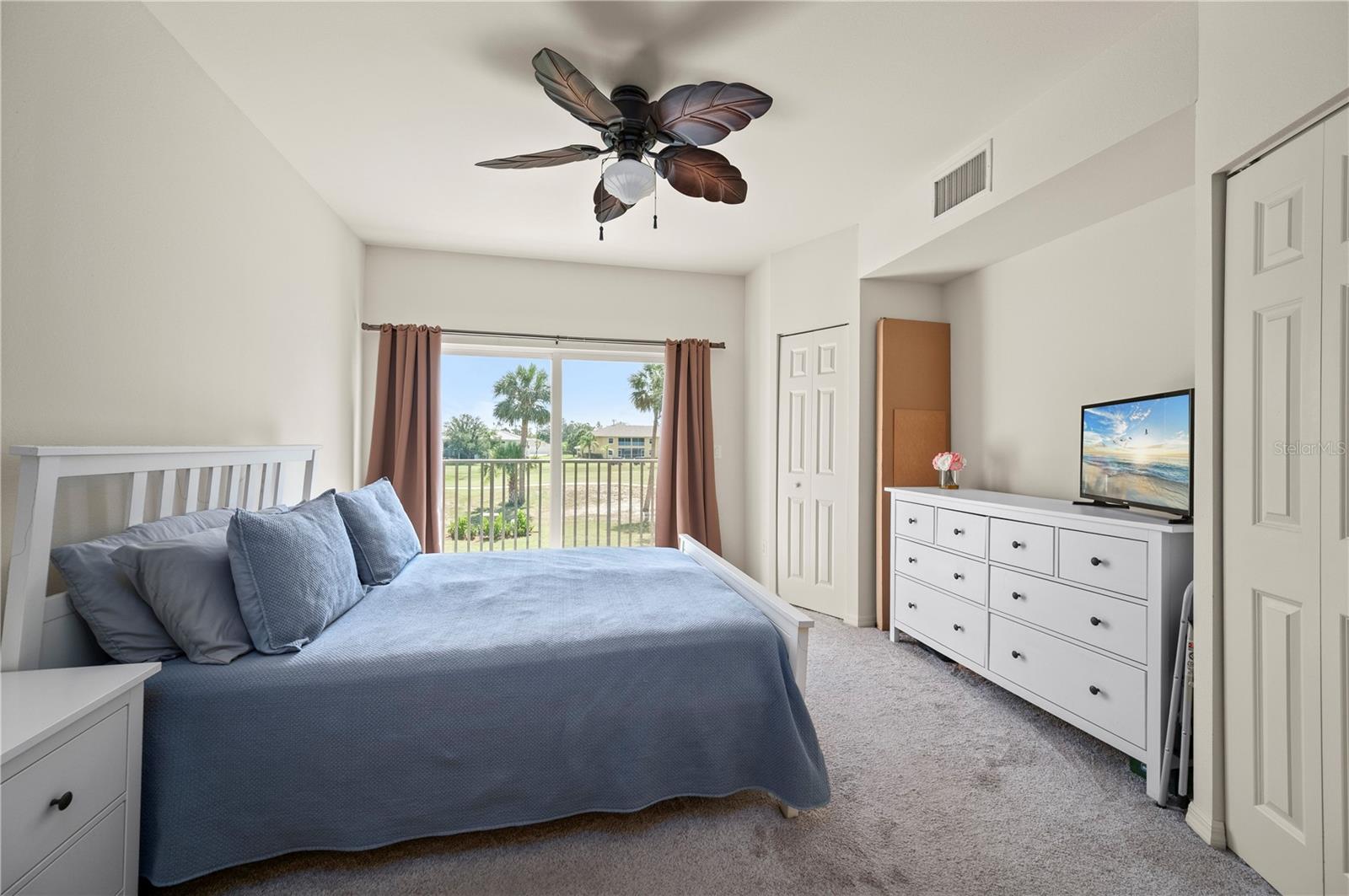 1236 RIO DE JANEIRO AVE #406