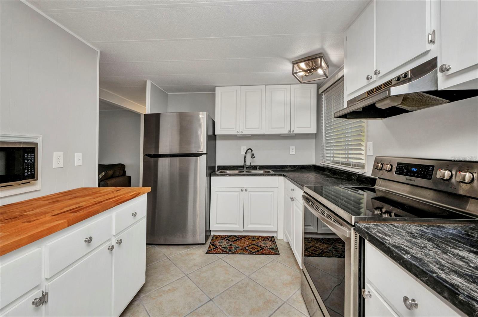 10100 BURNT STORE RD #21