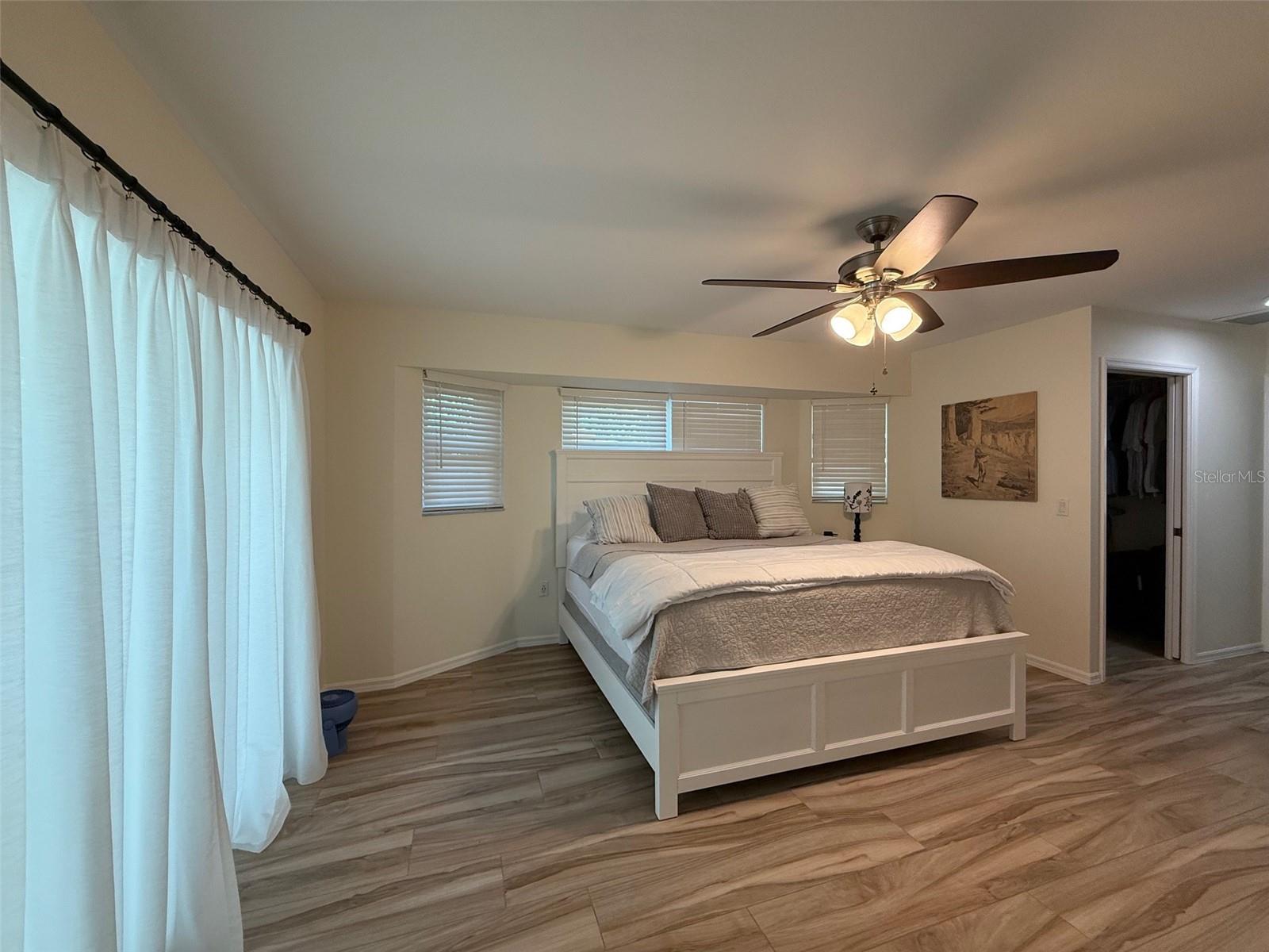17315 SABRINA CIR