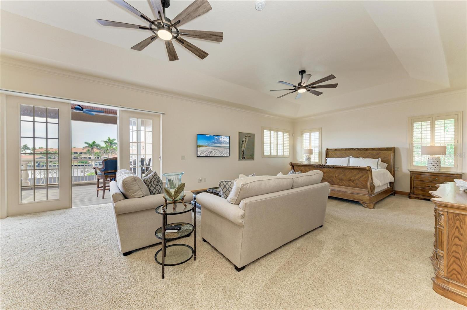 4531 GRASSY POINT BLVD