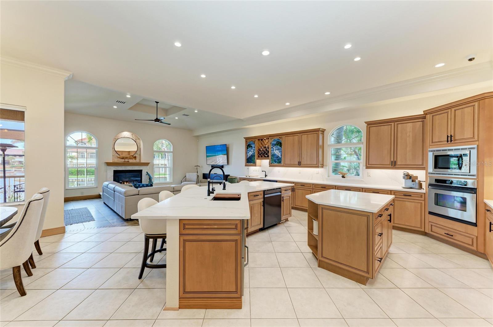 4531 GRASSY POINT BLVD