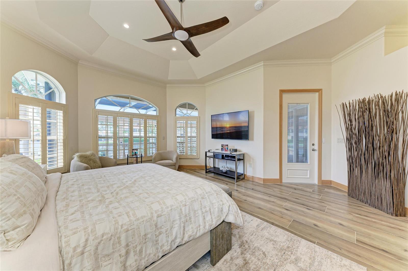 4531 GRASSY POINT BLVD