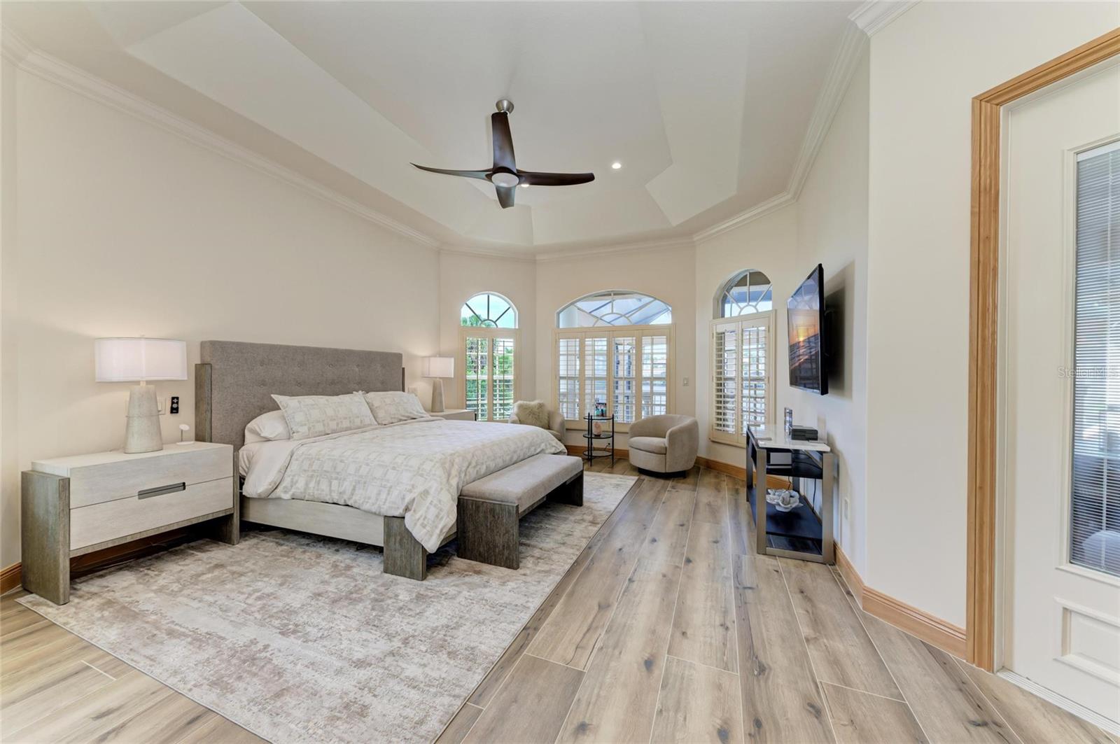 4531 GRASSY POINT BLVD