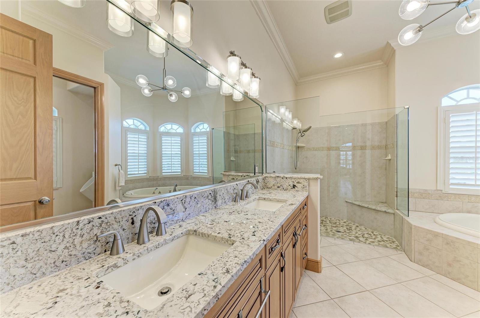 4531 GRASSY POINT BLVD