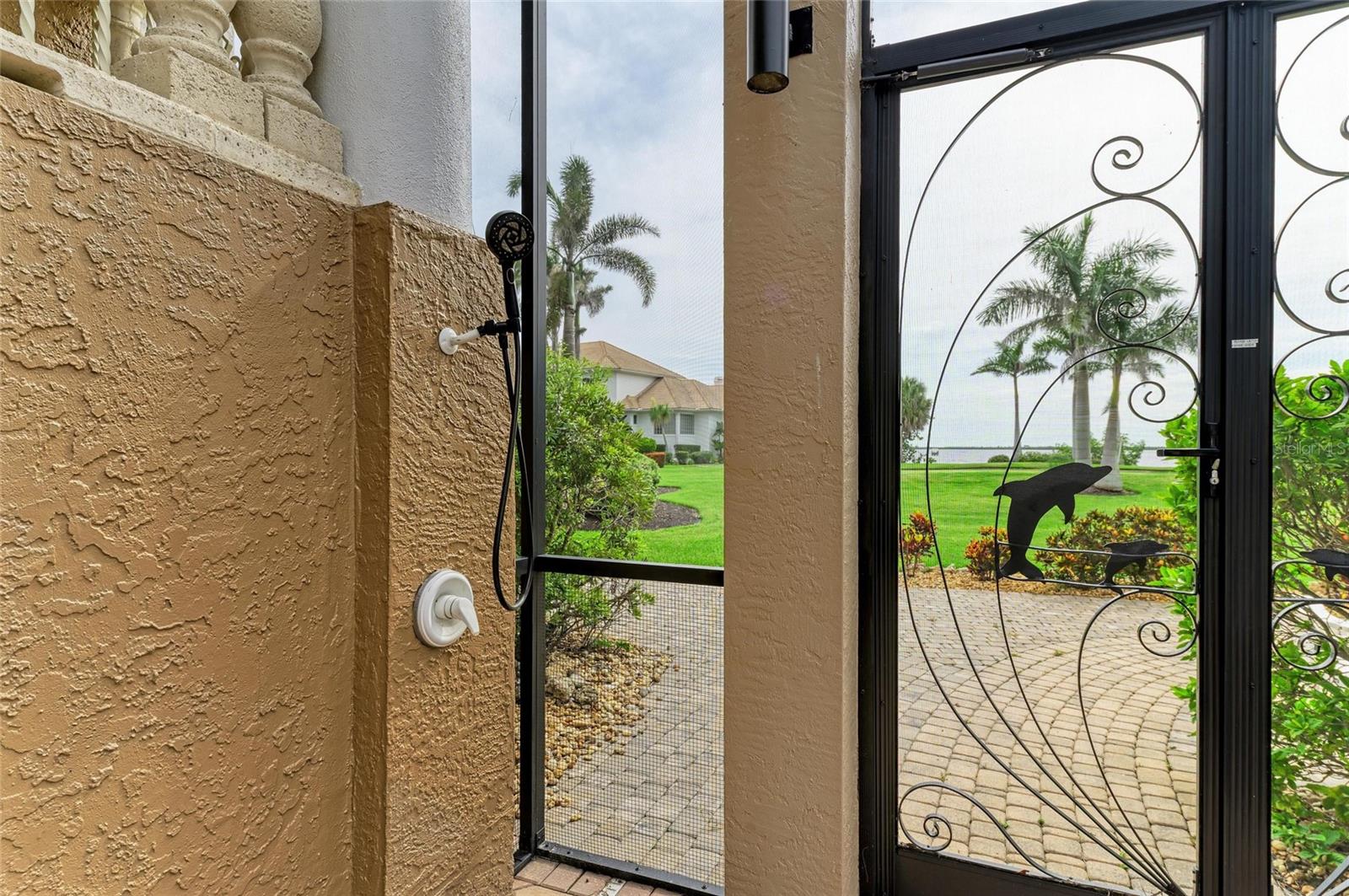 4531 GRASSY POINT BLVD