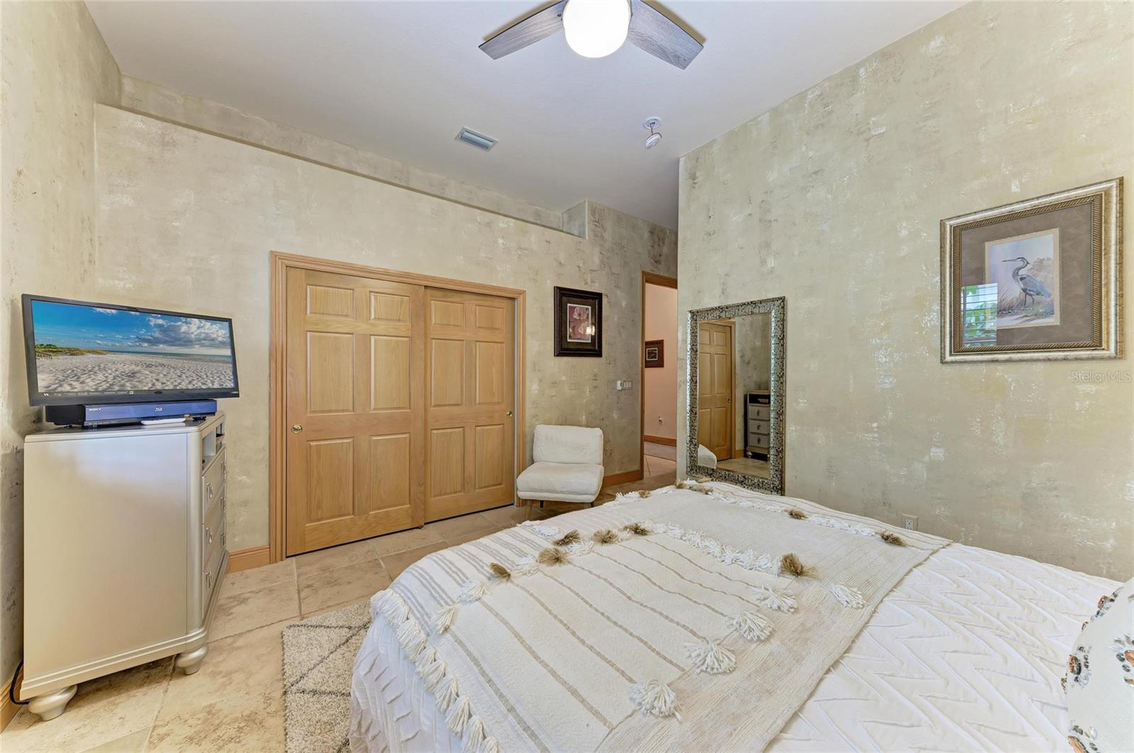 4531 GRASSY POINT BLVD