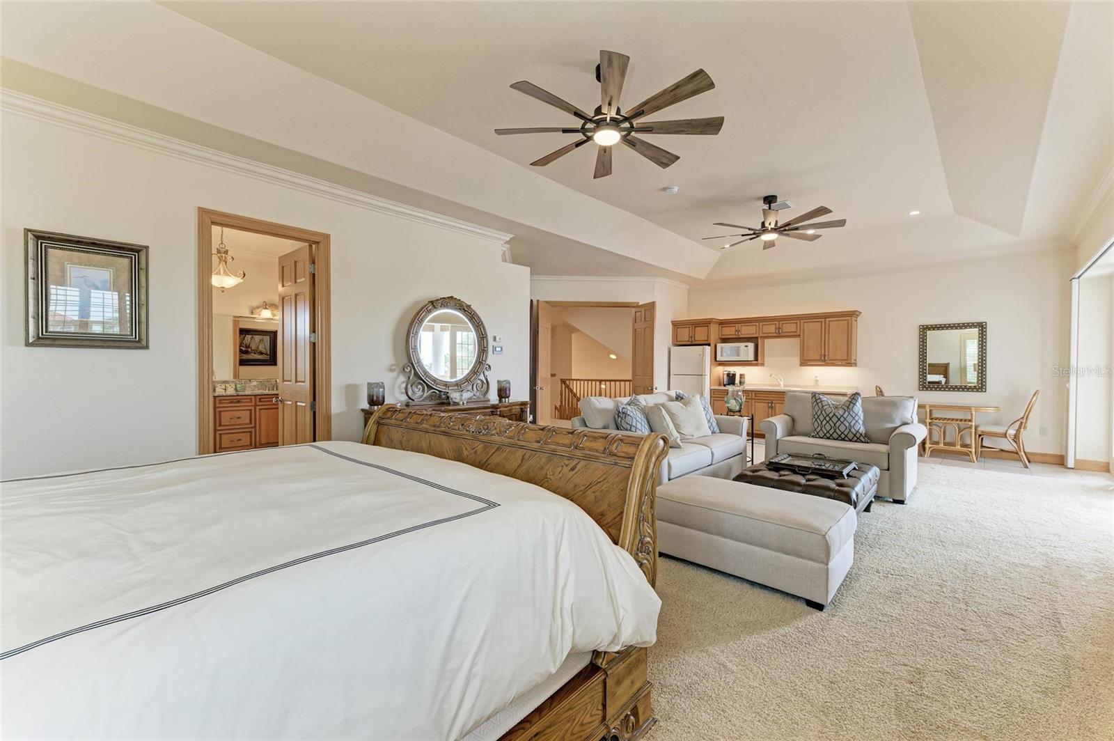 4531 GRASSY POINT BLVD